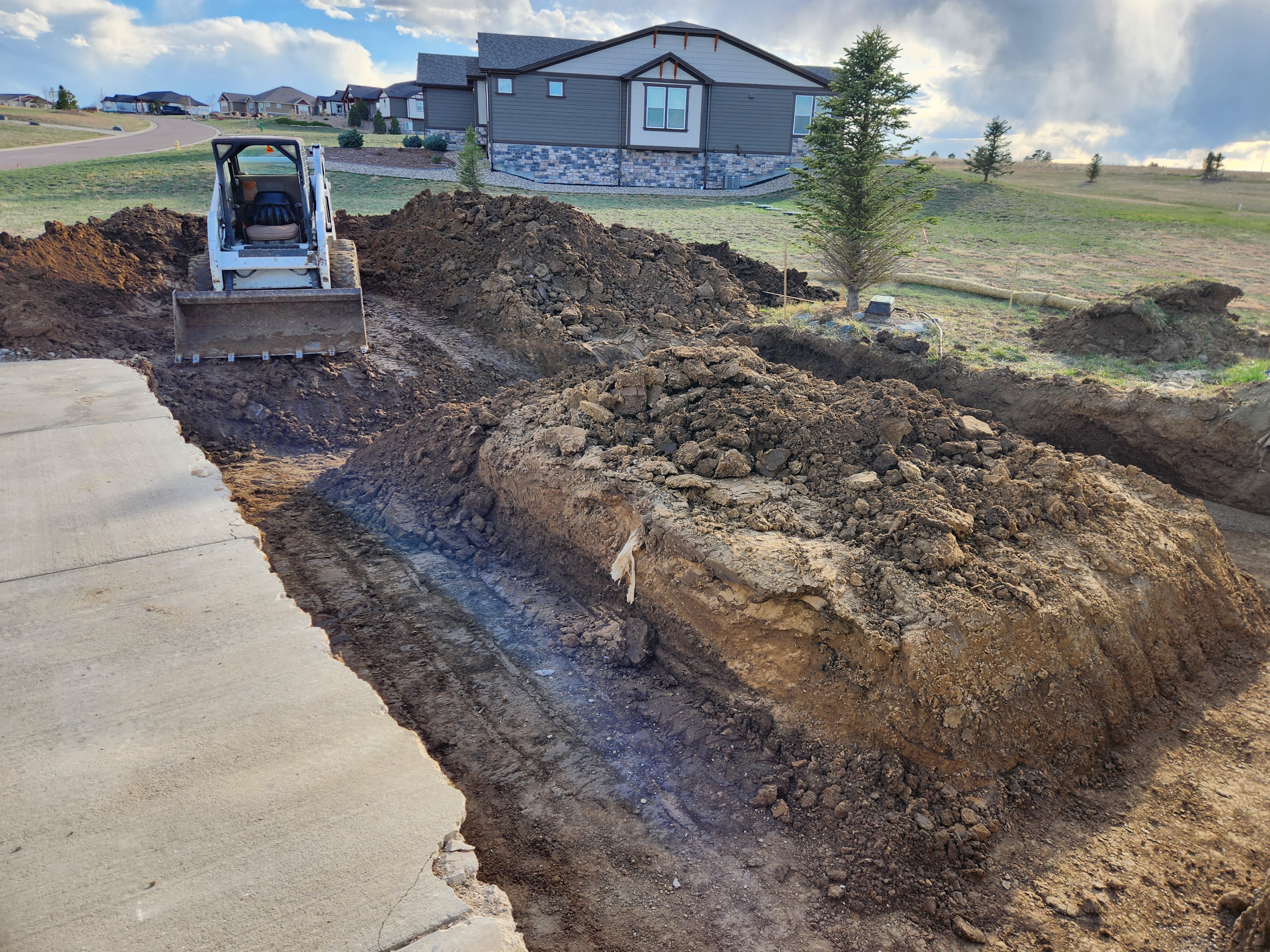 Simon's Construction Image