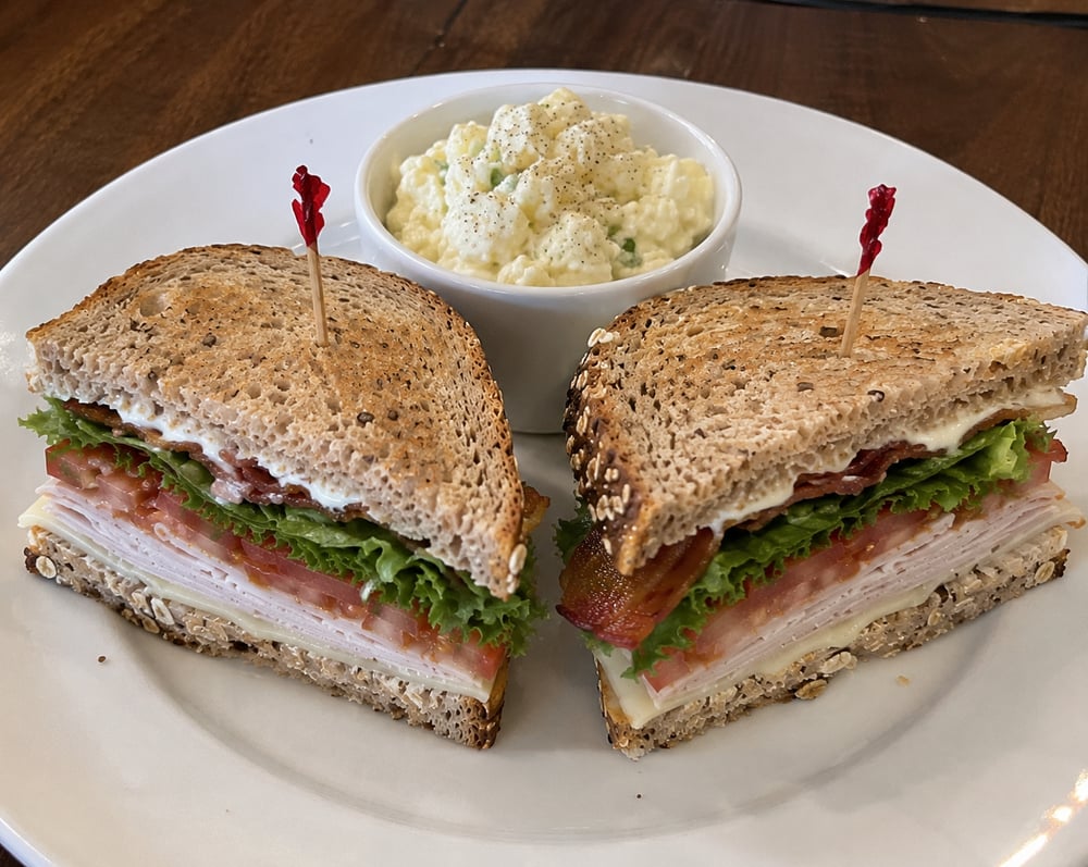 TURKEY CLUB SANDWICH - O
