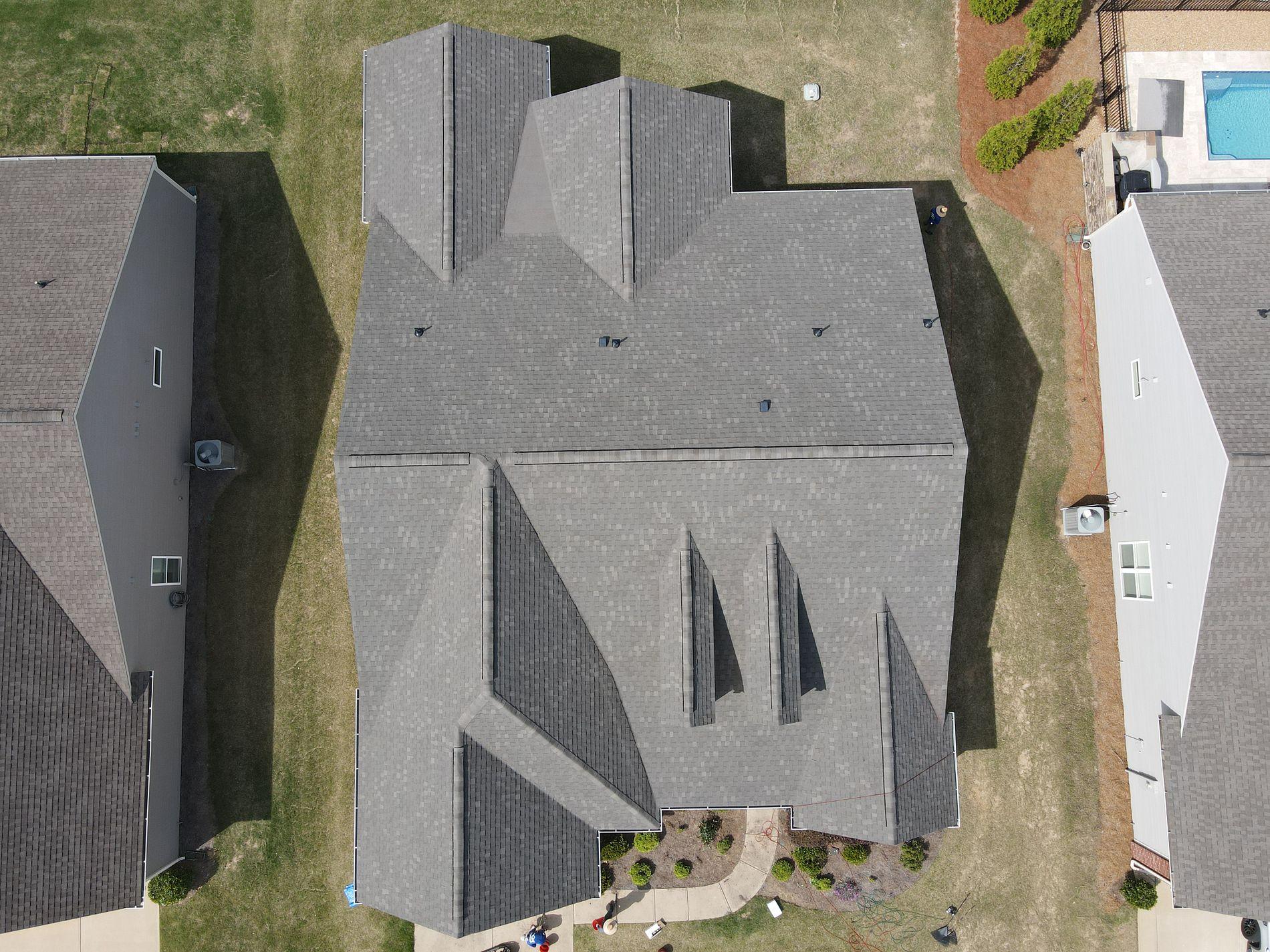 J Key Roofing Image