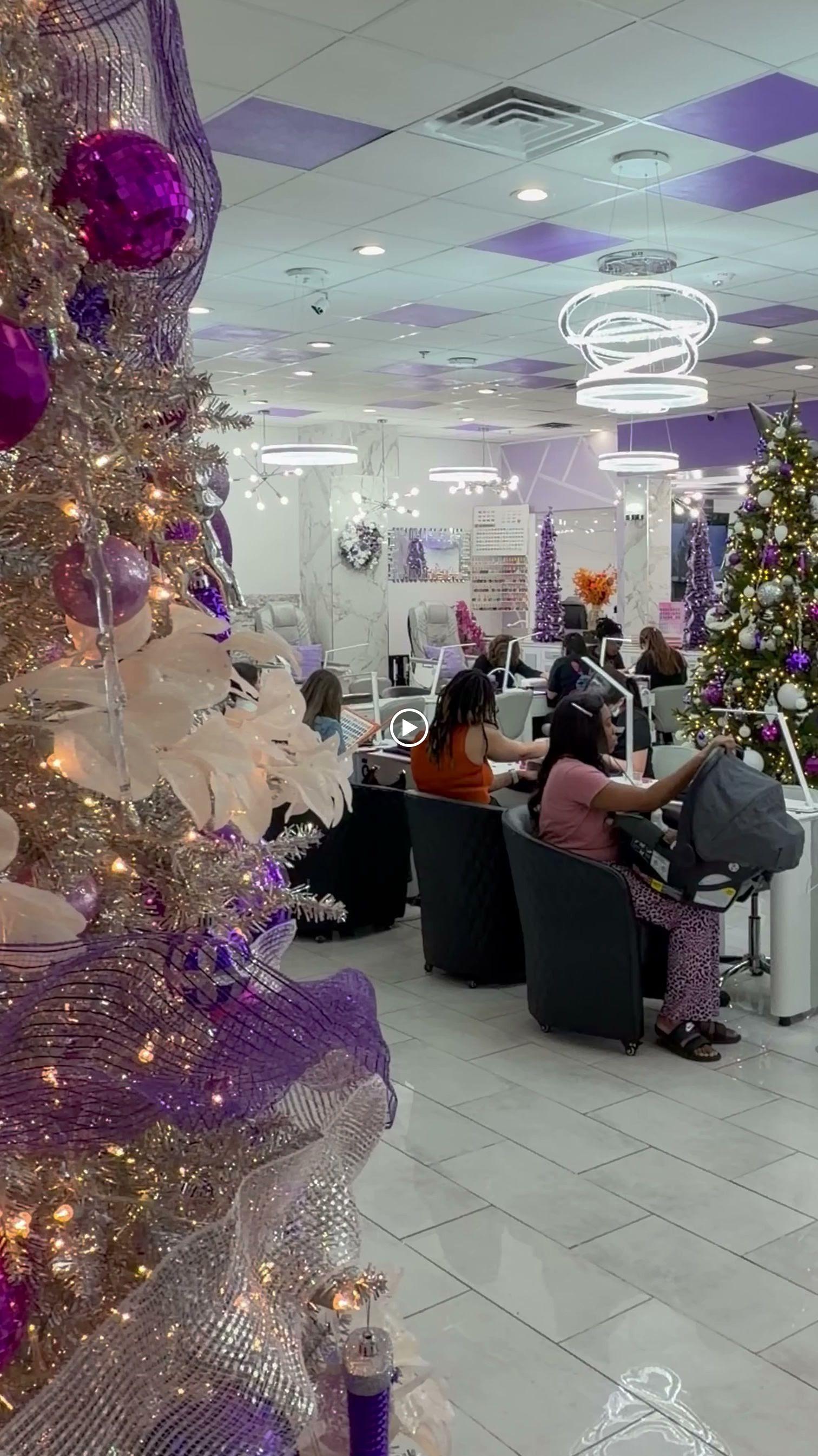 Lavender Nails Image