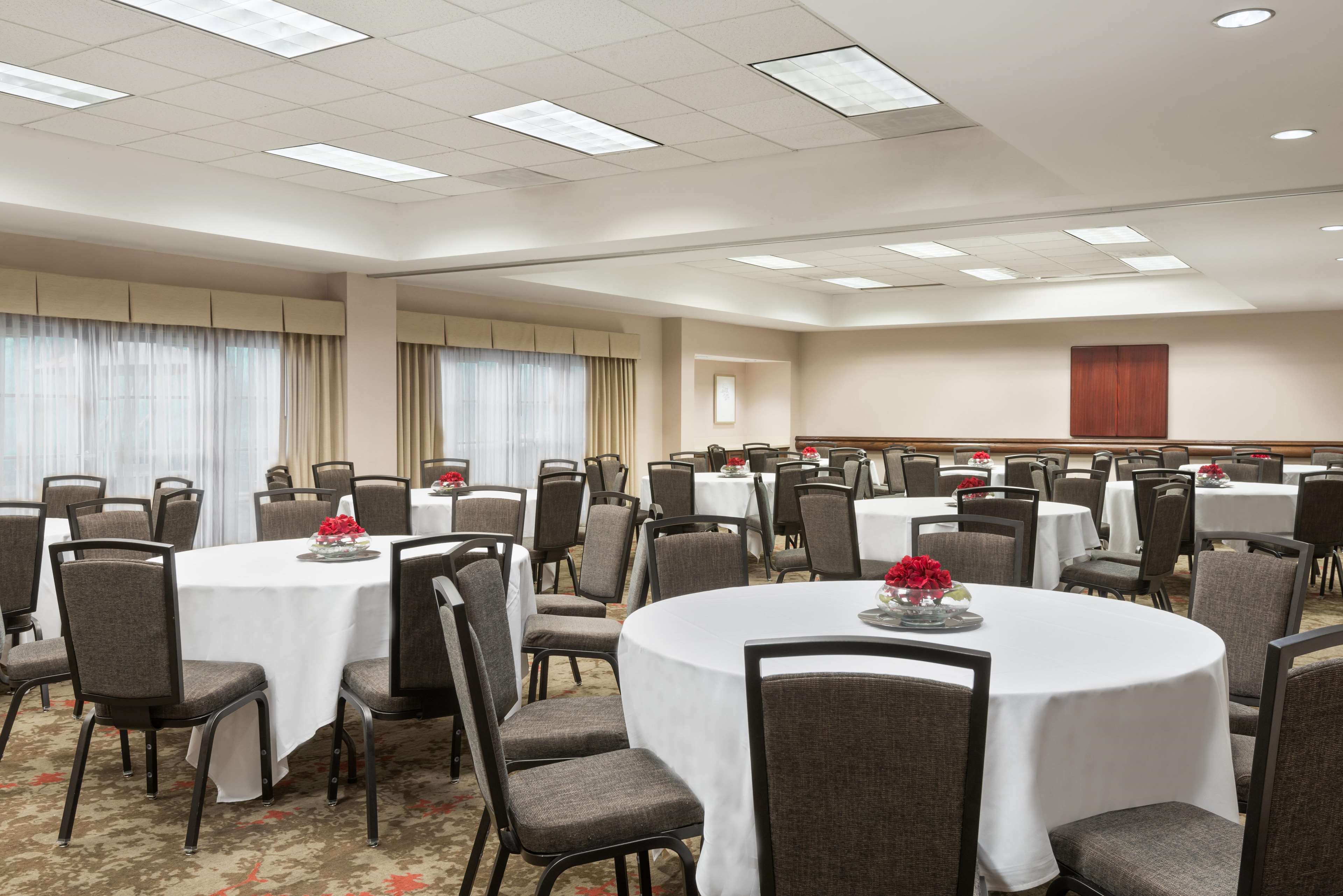 Homewood Suites by Hilton Raleigh-Crabtree Valley Photo