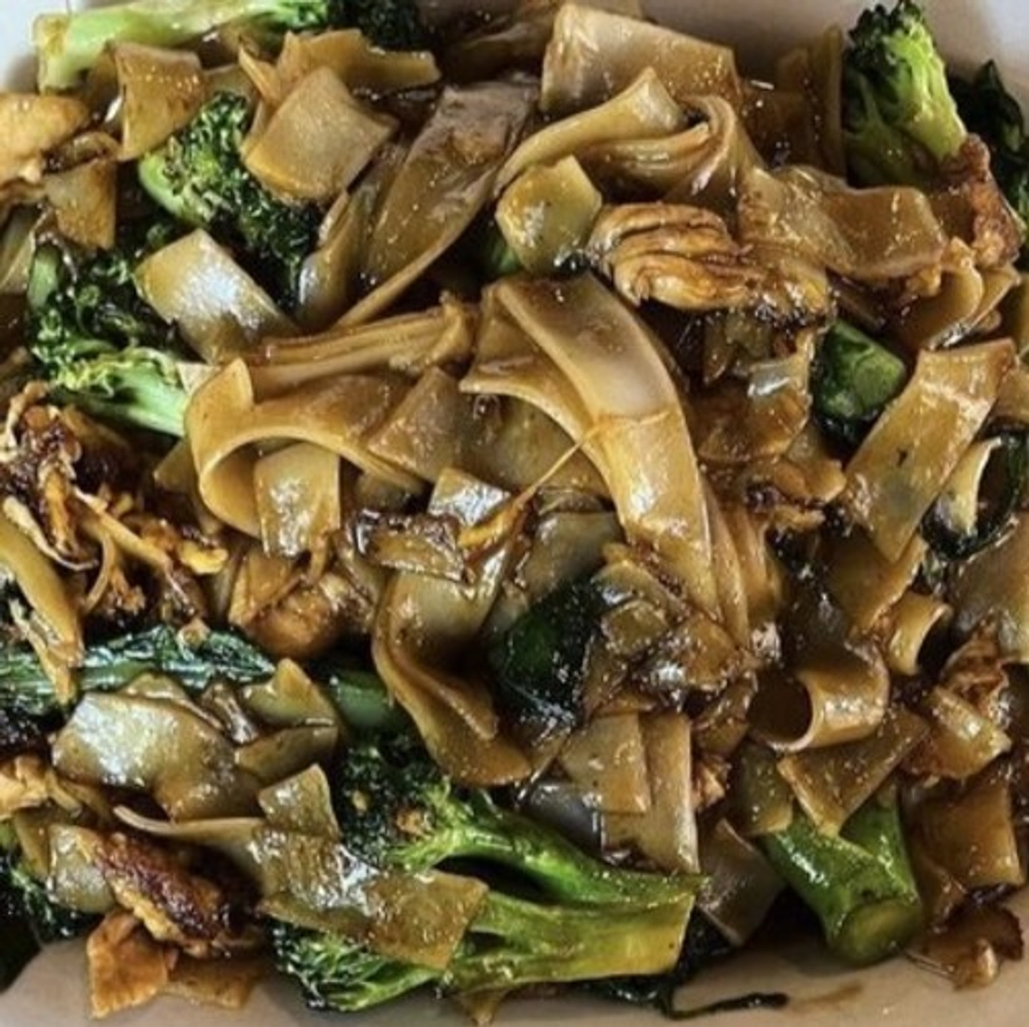 Pad See-ewe (Lunch)