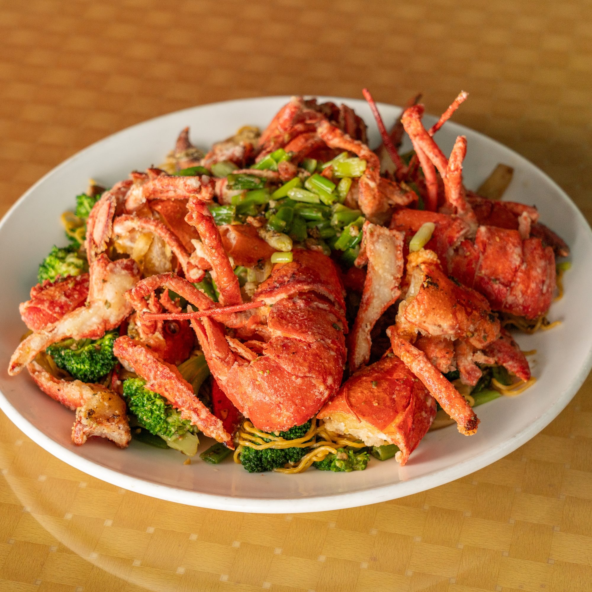H14 - Lobster & Noodle "Tan Cang" Style. Tôm Hùm Mì Tân Cảng)