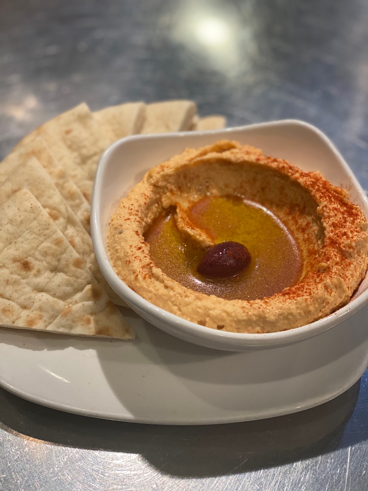 Traditional Hummus