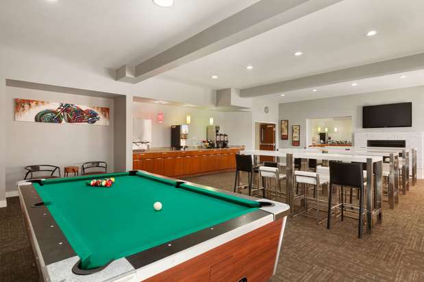 Images Best Western Plus Peppertree Inn at Omak