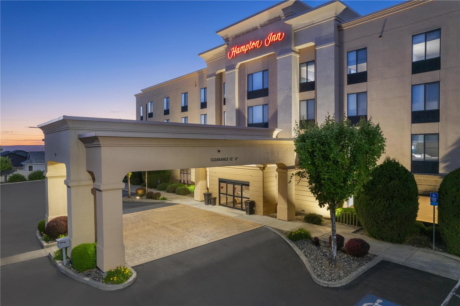 Hampton Inn Pendleton Image