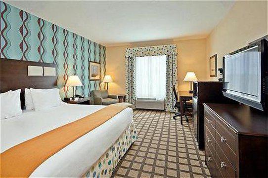 Holiday Inn Express & Suites Atlanta Southwest-Fairburn Photo