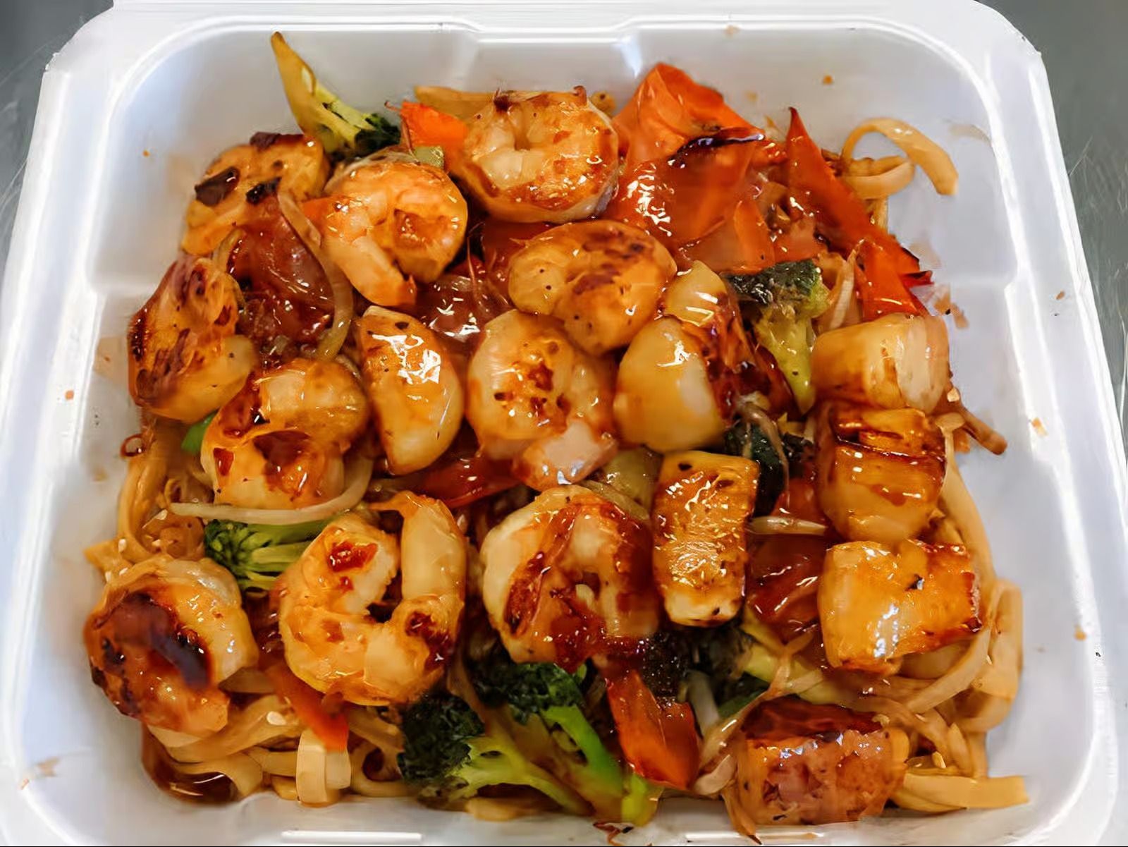 Noodle Shrimp & Scallop
