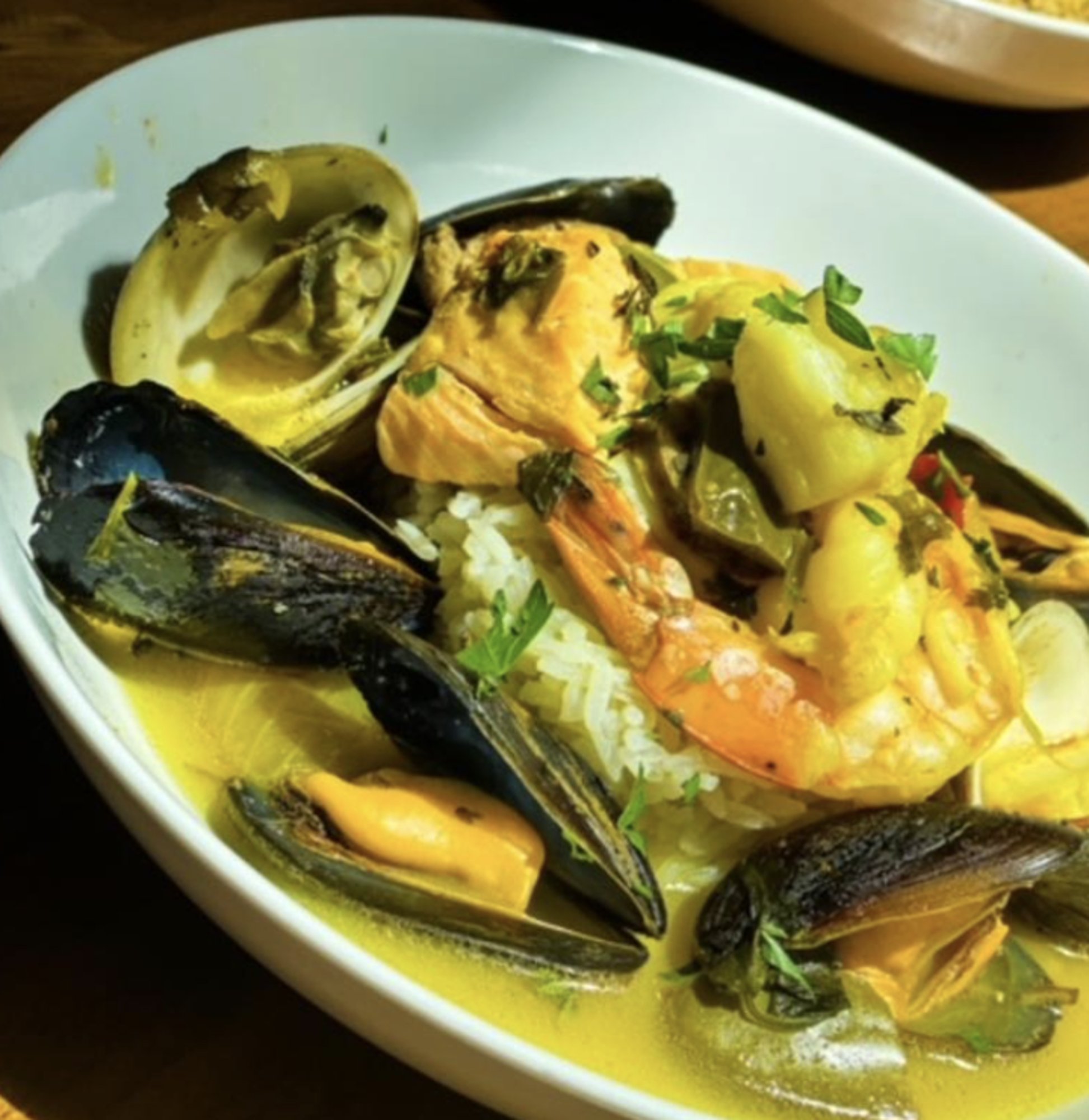 Paella De Mariscos