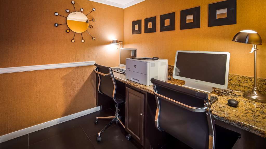 Best Western Plus Rancho Cordova Inn Image