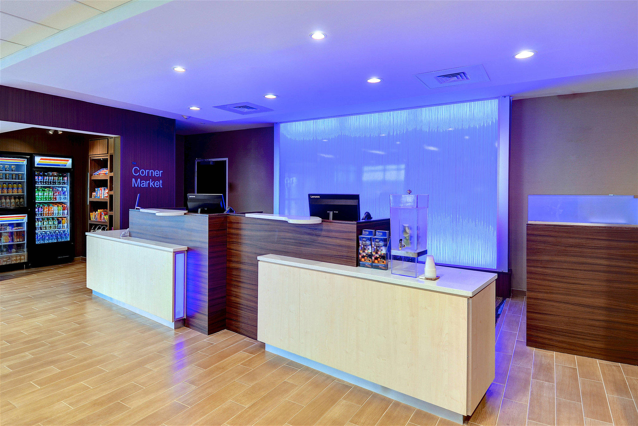 Fairfield Inn & Suites by Marriott Nashville MetroCenter Photo