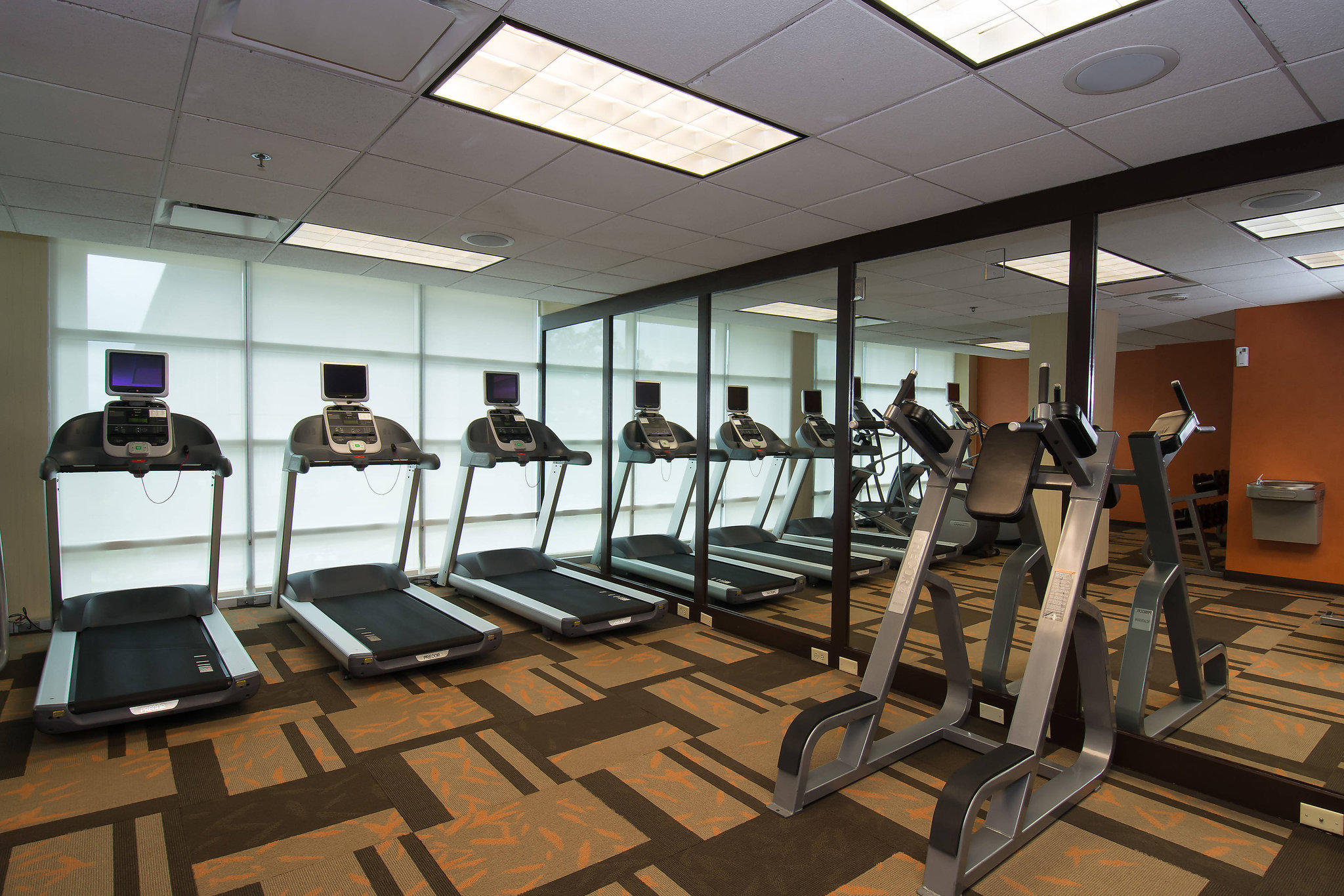 Courtyard by Marriott Columbia Downtown at USC Photo