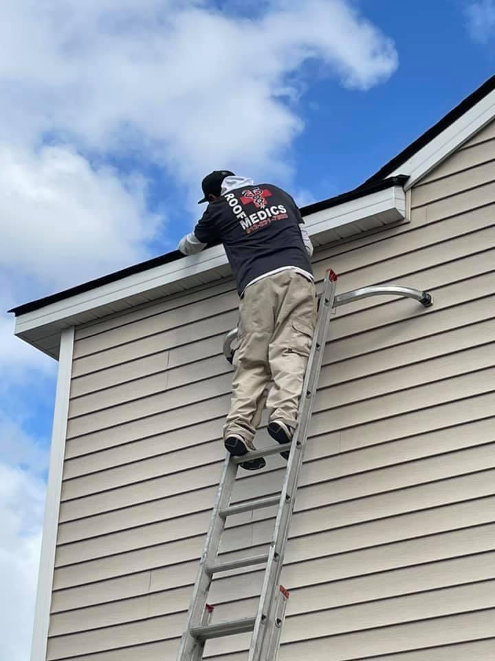 Roof Medics Roofing LLC Image