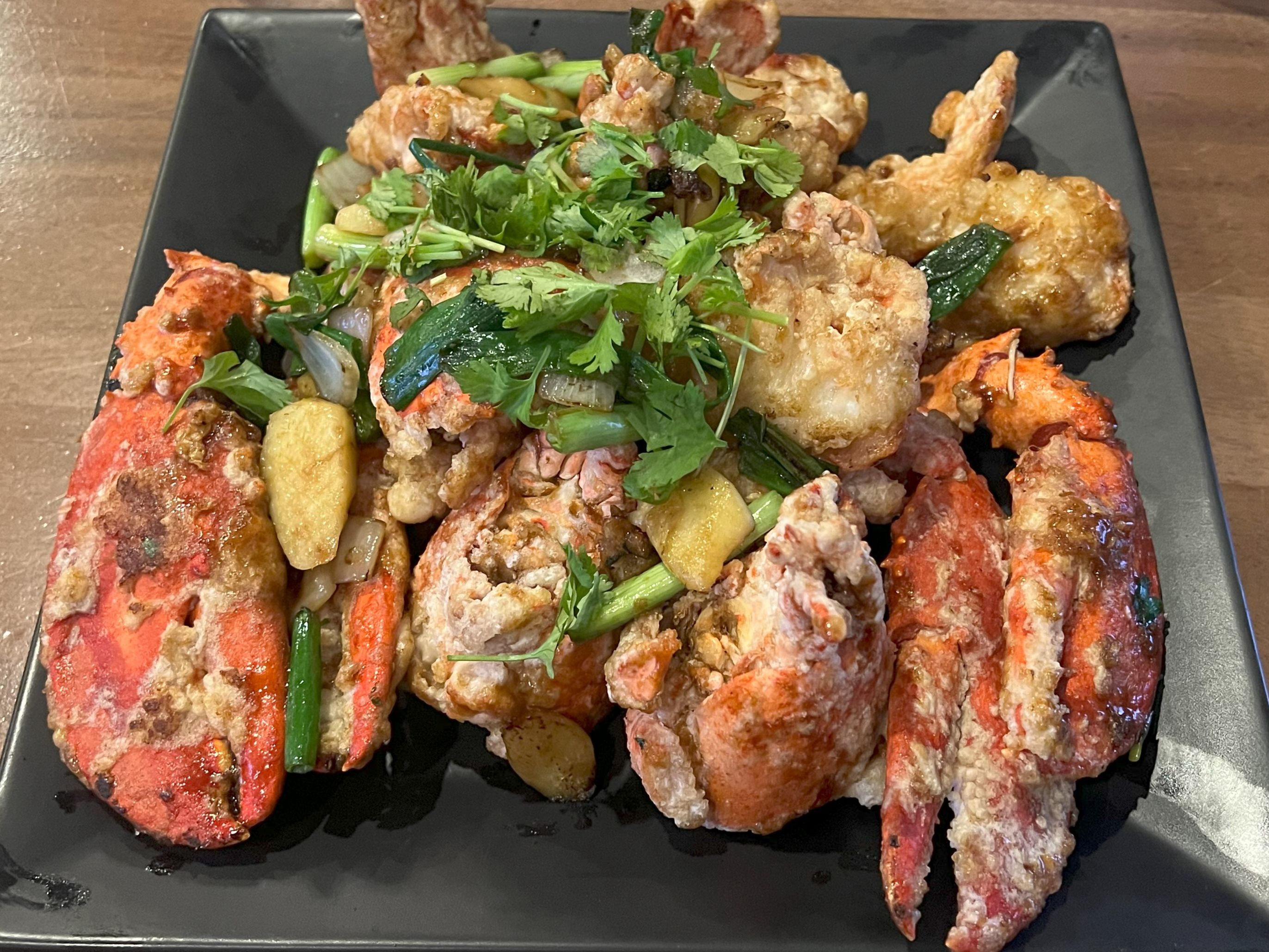 D3. Ginger Scallion Twin Lobster
