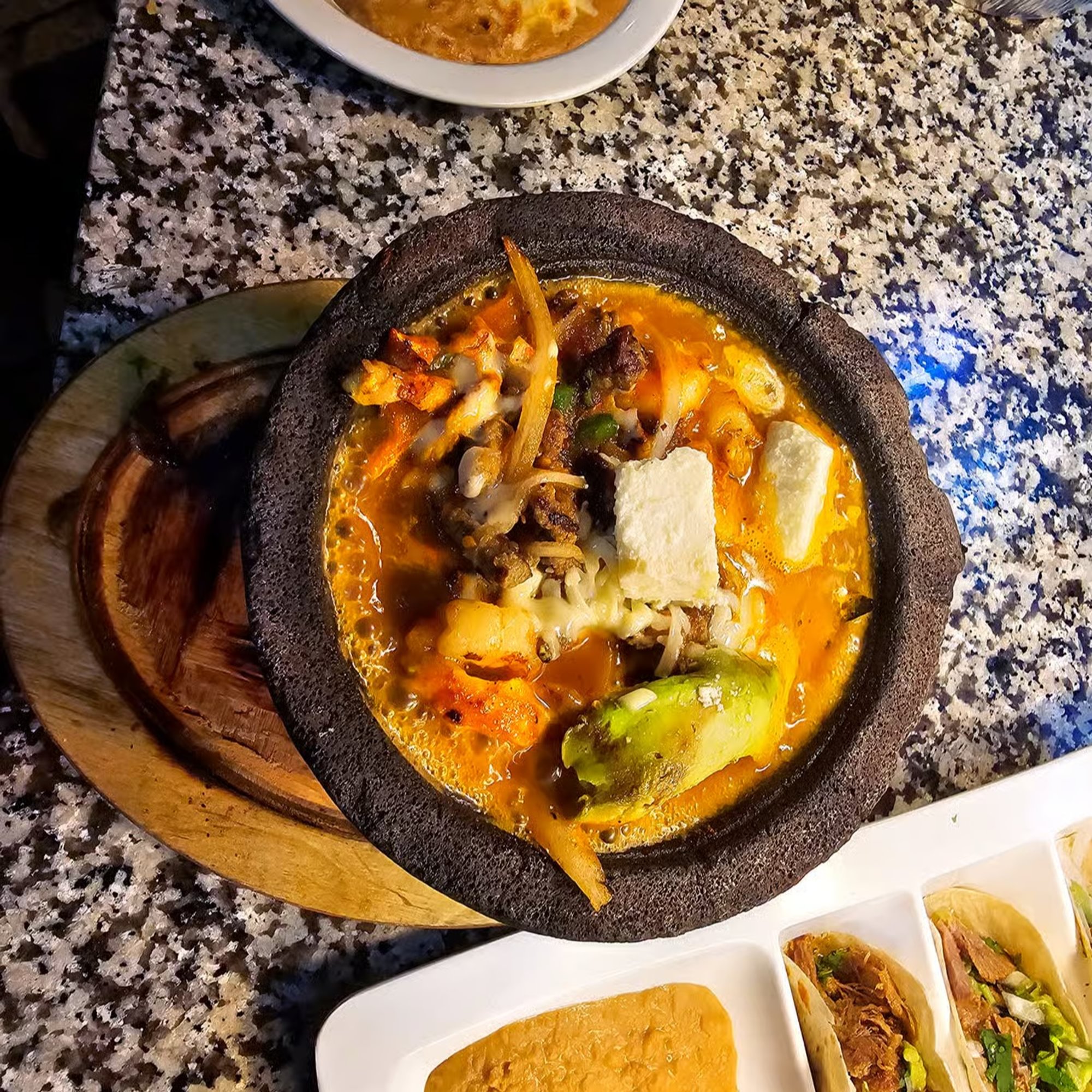 Lunch Molcajete
