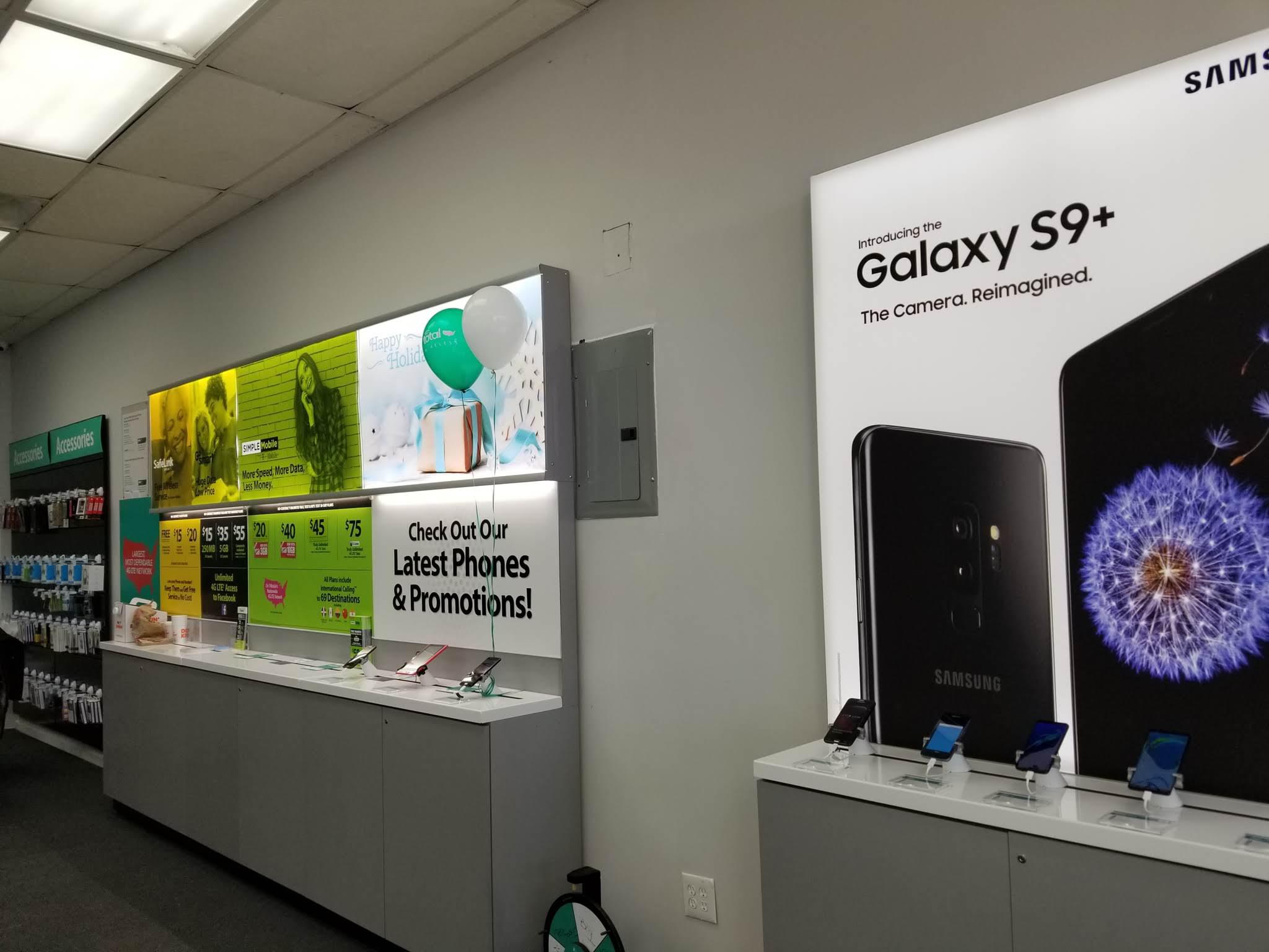 Total Wireless Store Photo