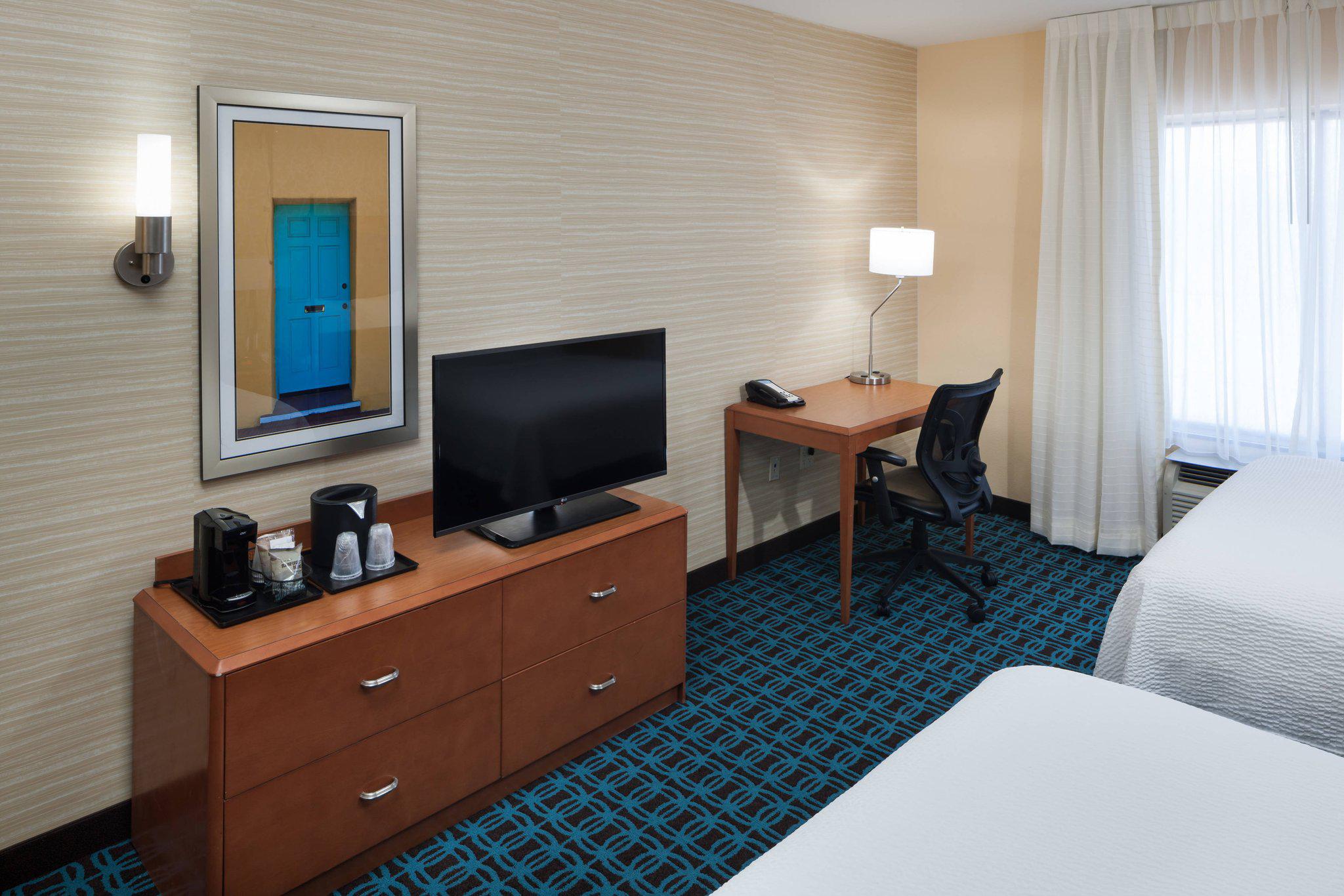 Fairfield Inn & Suites by Marriott Phoenix Chandler/Fashion Center Photo