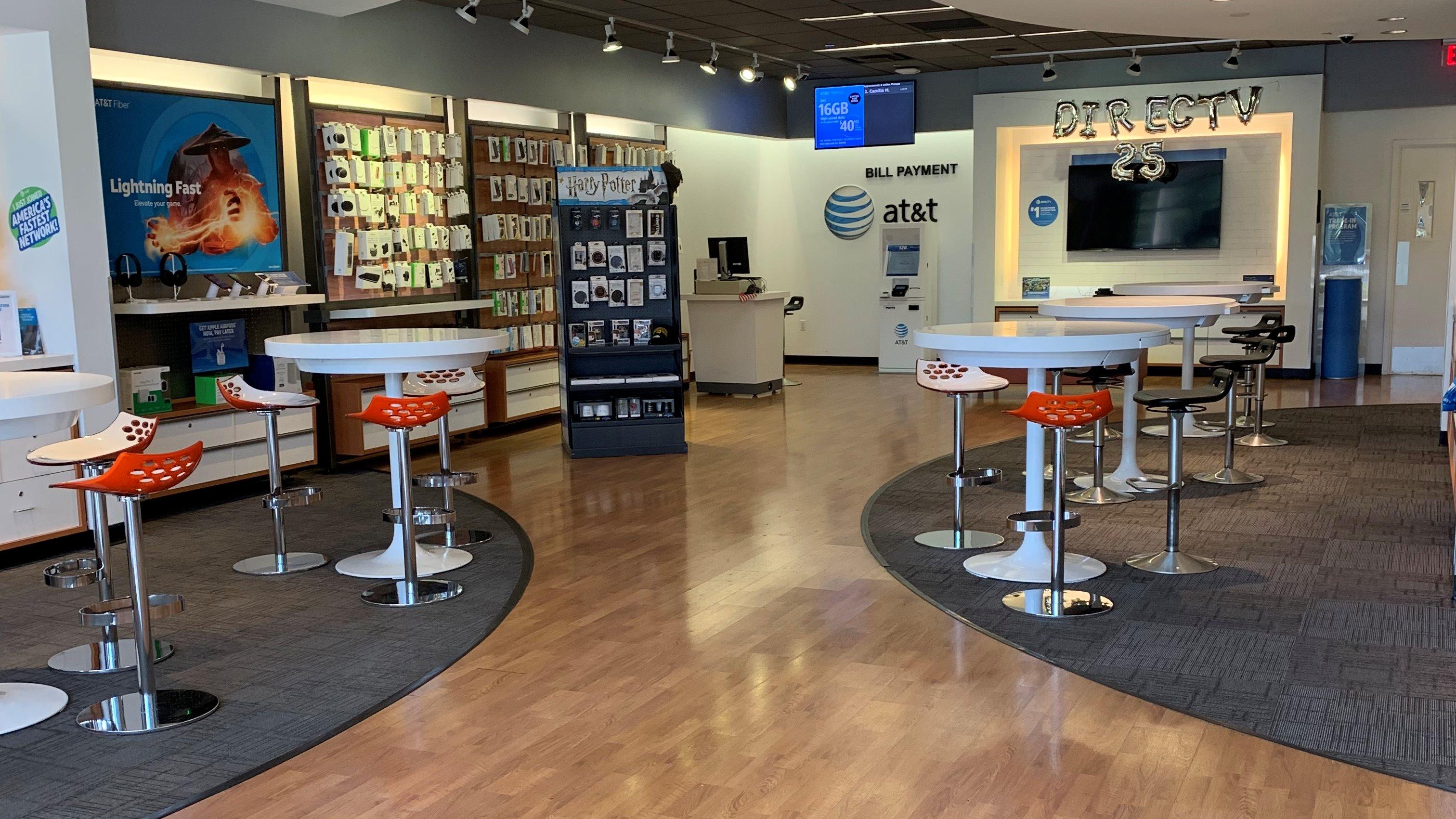 AT&T Store Photo