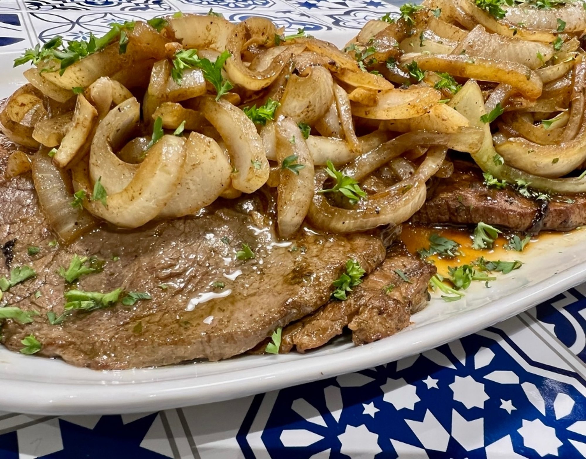 Bistec de Palomilla / Cuban style Steak