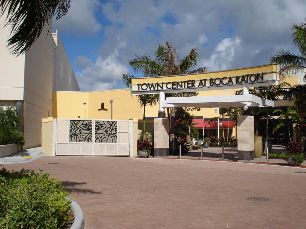 Louis Vuitton Town Center Mall In Boca Raton | SEMA Data Co-op