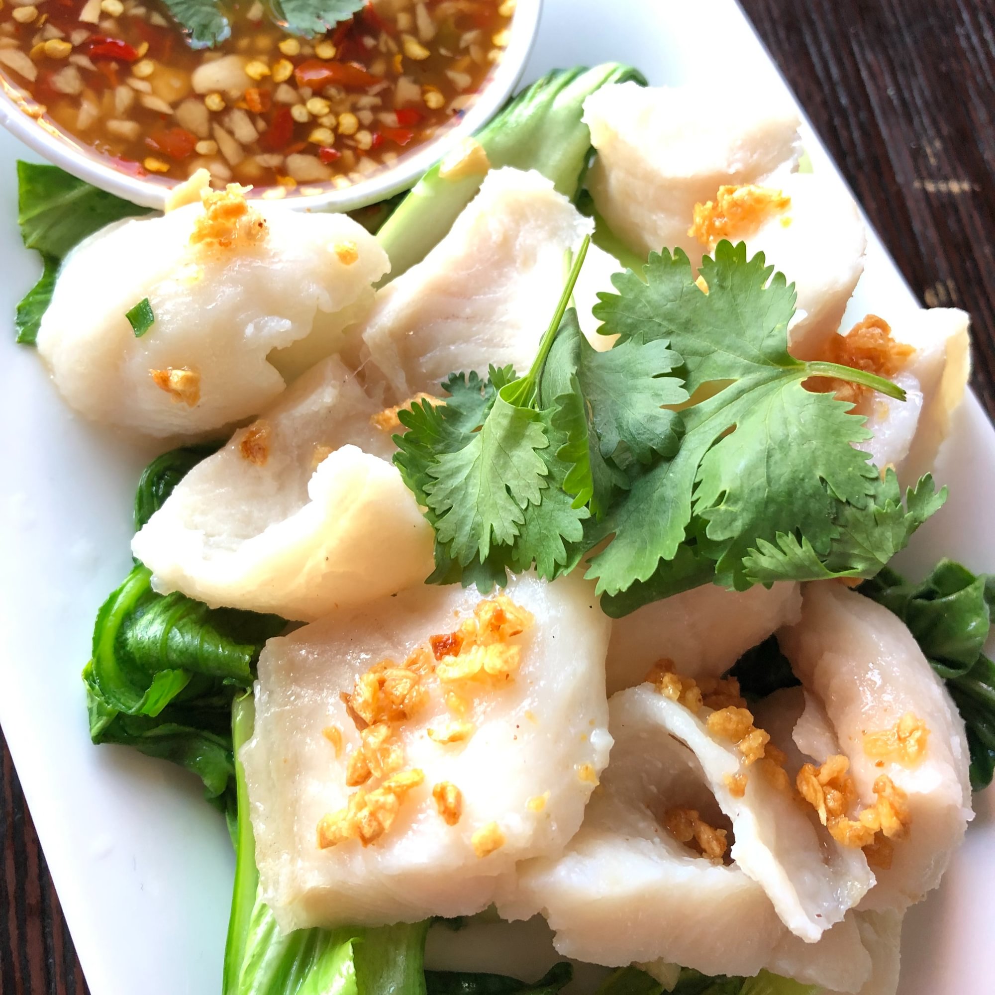 Steamed Fish with Chili Dipping