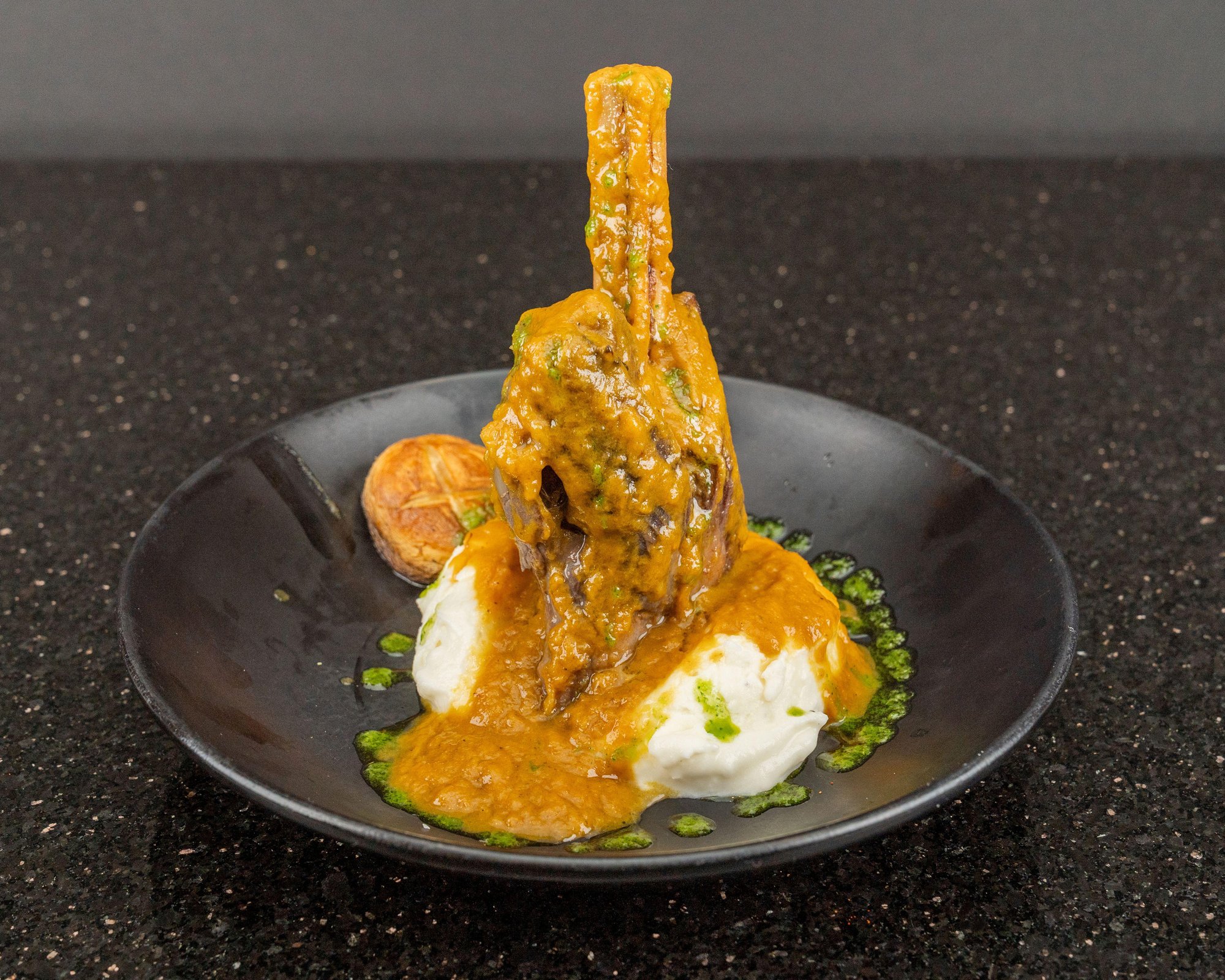 Jarrete de Cordero a la Miel / Lamb Hack with Honey