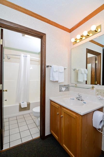 Best Western Lake-Aire Motel & Resort Image