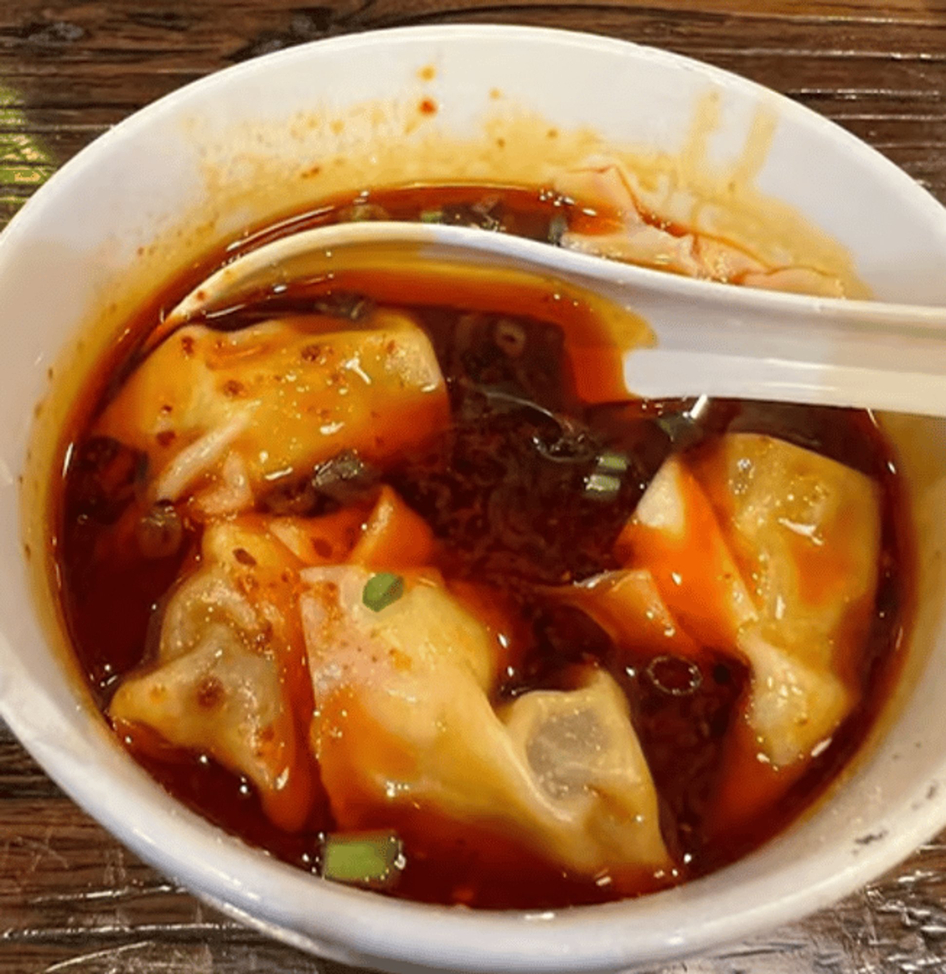 Wonton in Chili Sauce