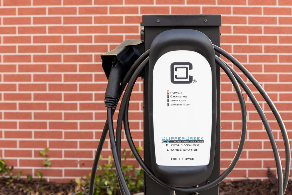 Hampton Inn & Suites Santa Rosa Sonoma Wine Country Image