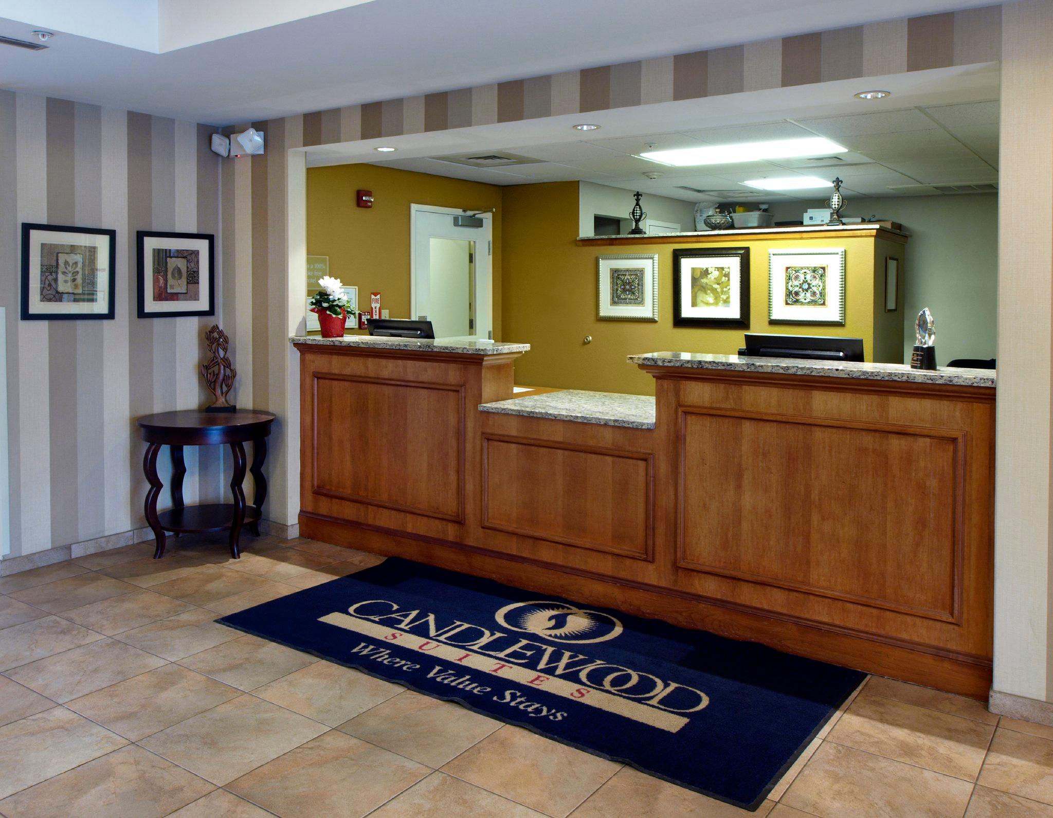 Candlewood Suites Buffalo Amherst Photo