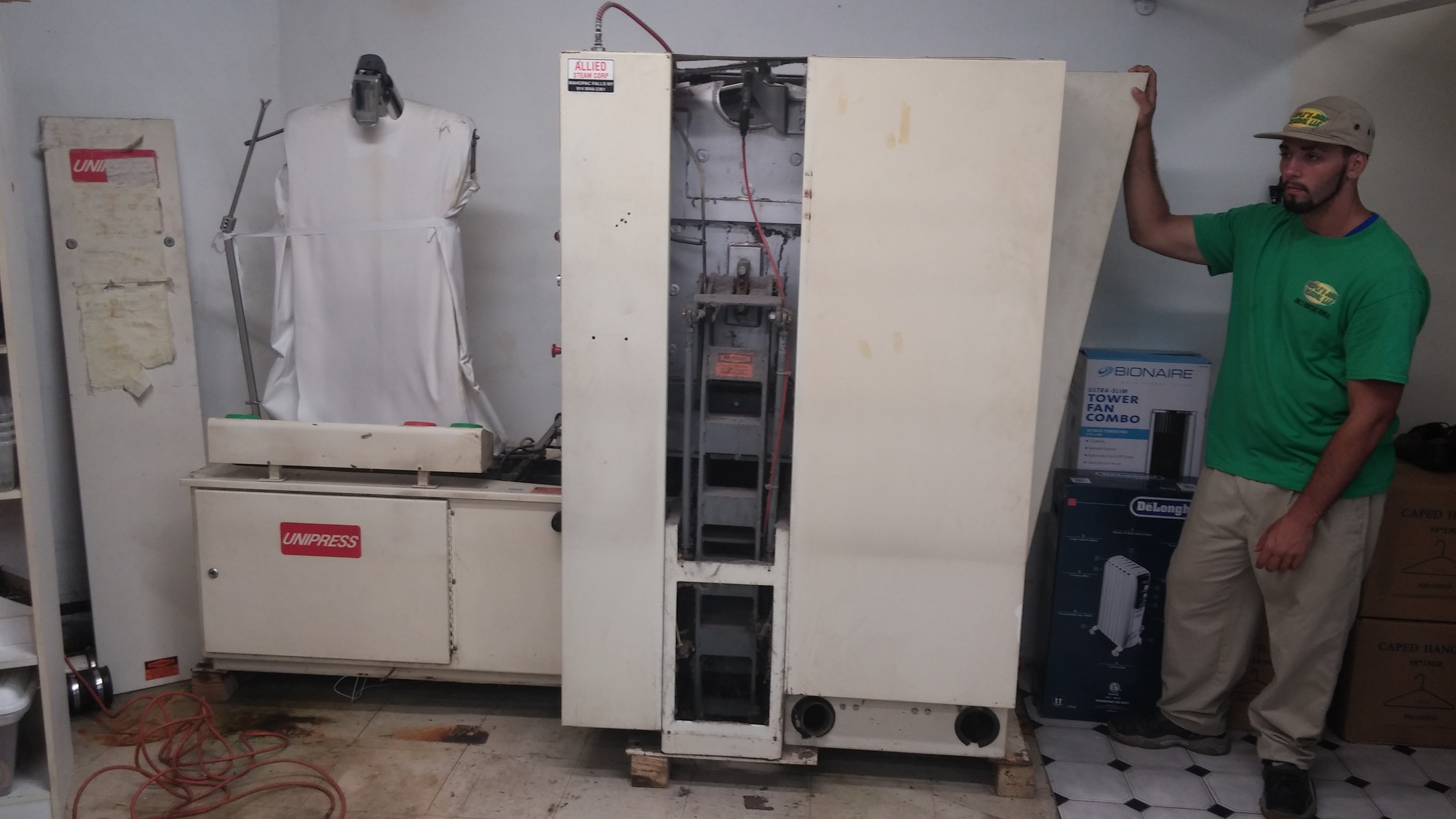 We are about to Disassemble & haul away a UNIPRESS SHIRT & SLEEVES PRESS MACHINE mfg 1980 from a Dry Cleaner.