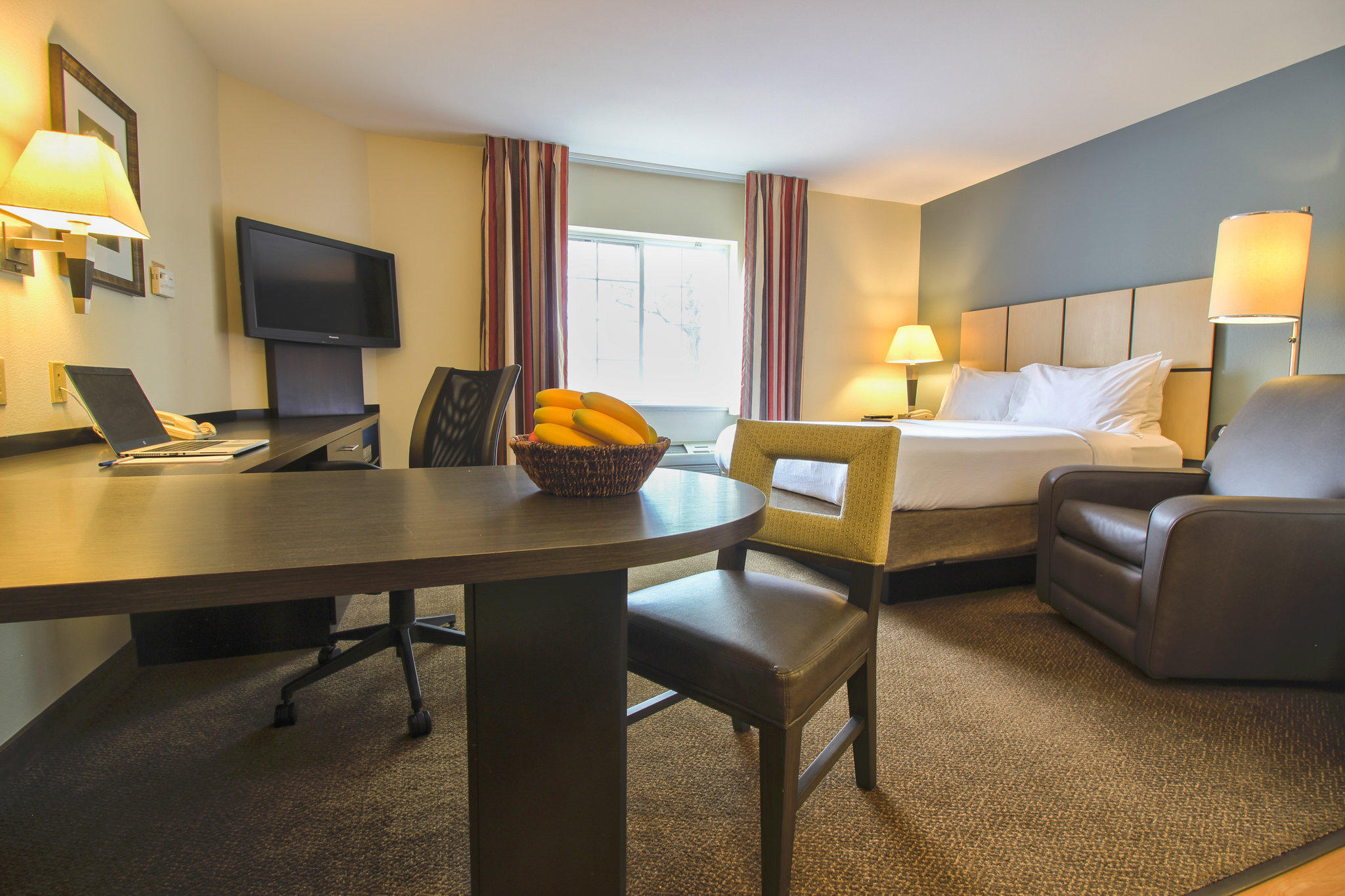 Candlewood Suites St. Louis Photo