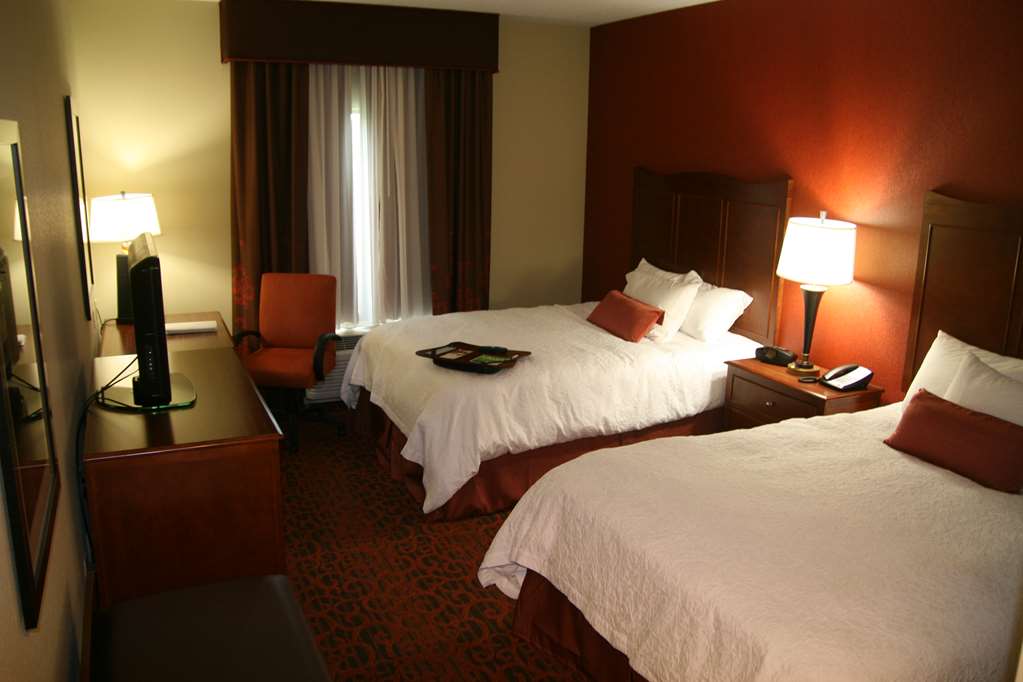 Hampton Inn Tomah Image