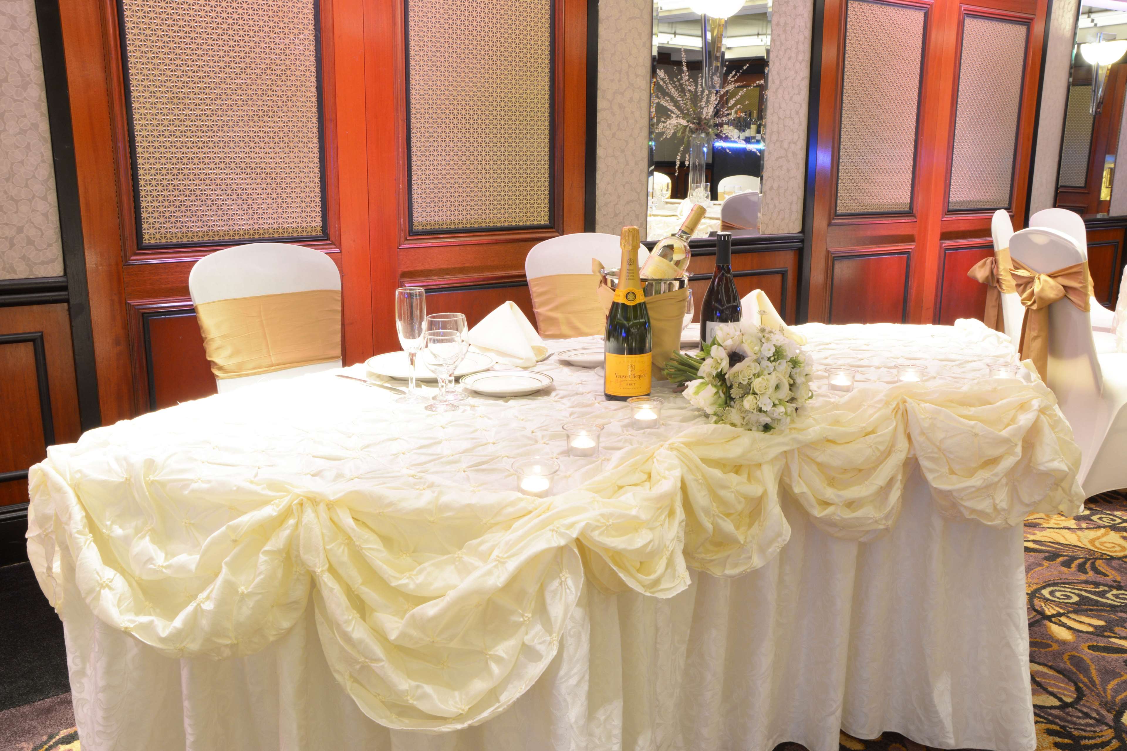 Inn at Great Neck, BW Premier Collection Photo