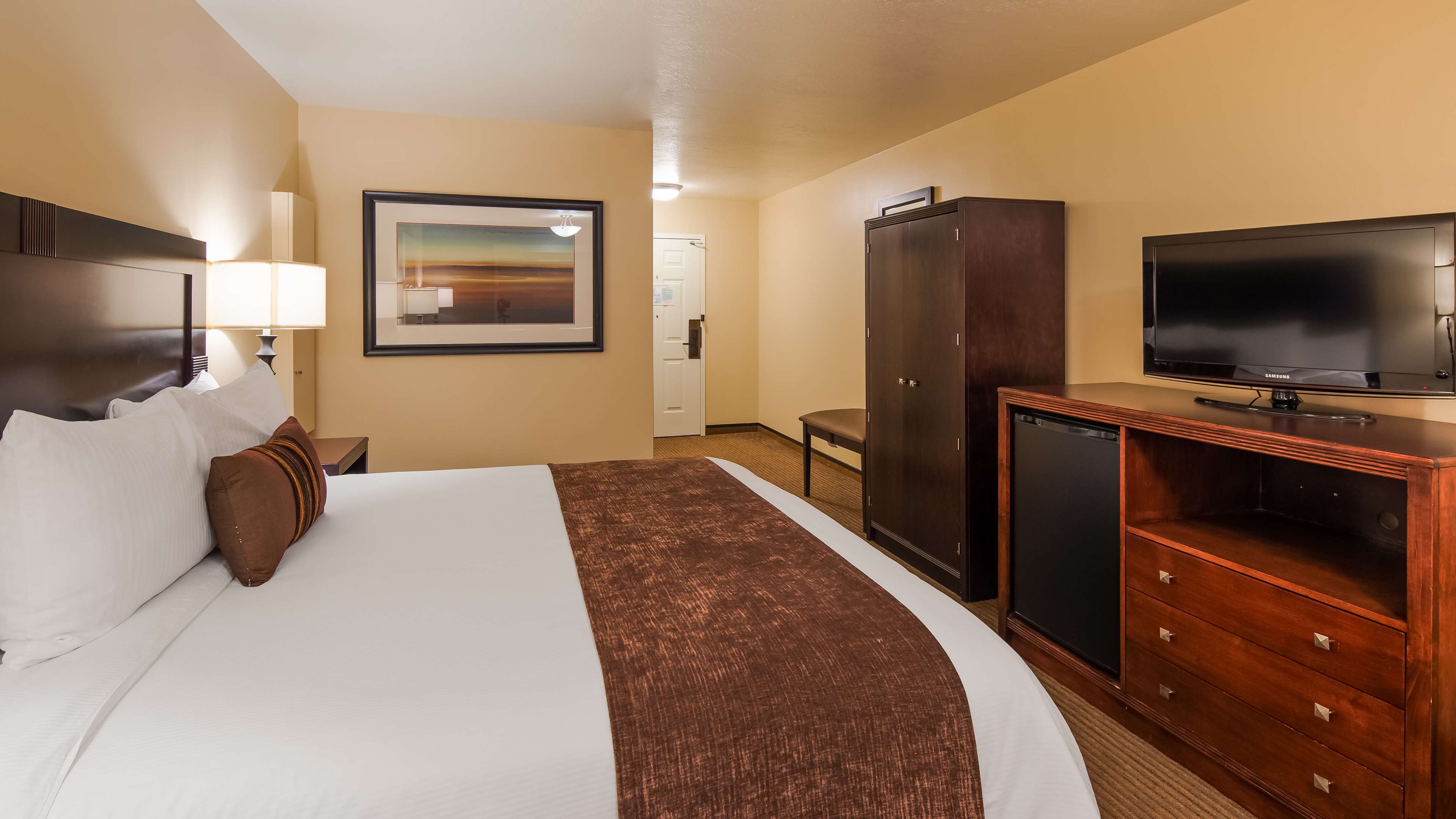 Best Western Plus CottonTree Inn Photo