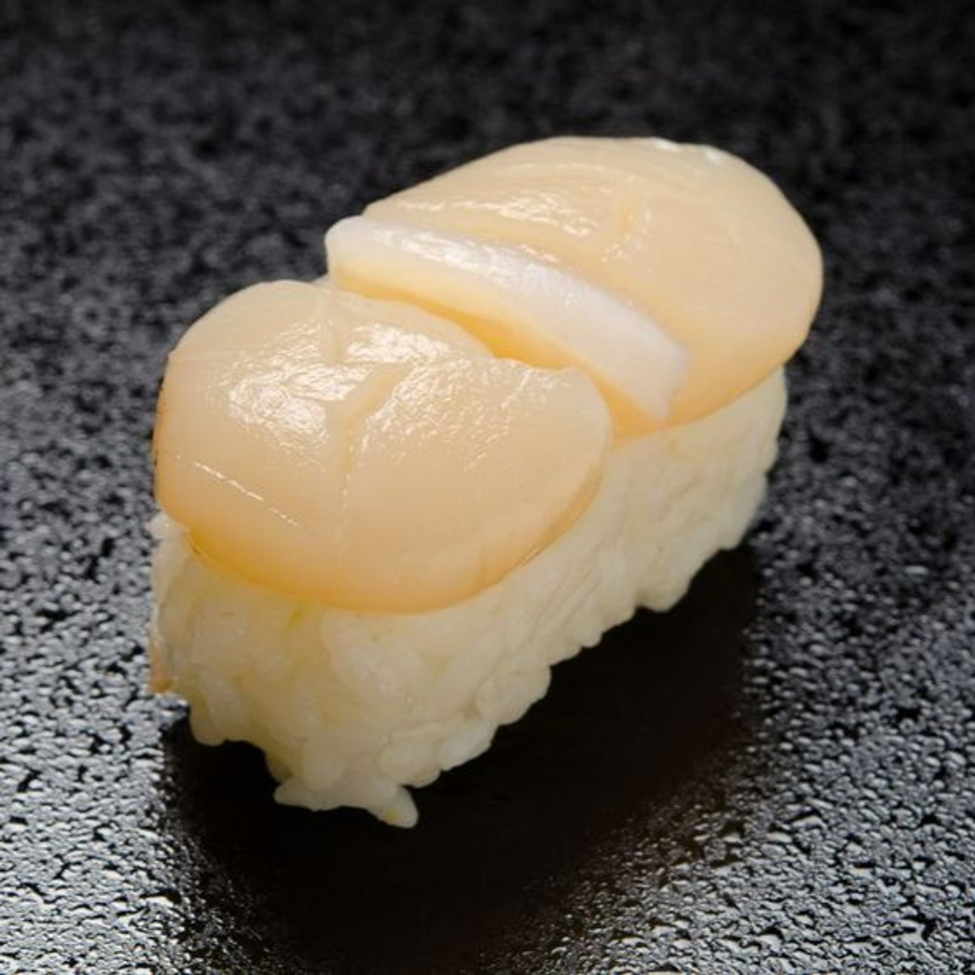 Hotate (Hokkaido Scallop) Sushi