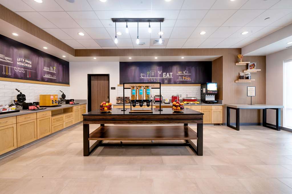 Hampton Inn Needles Image