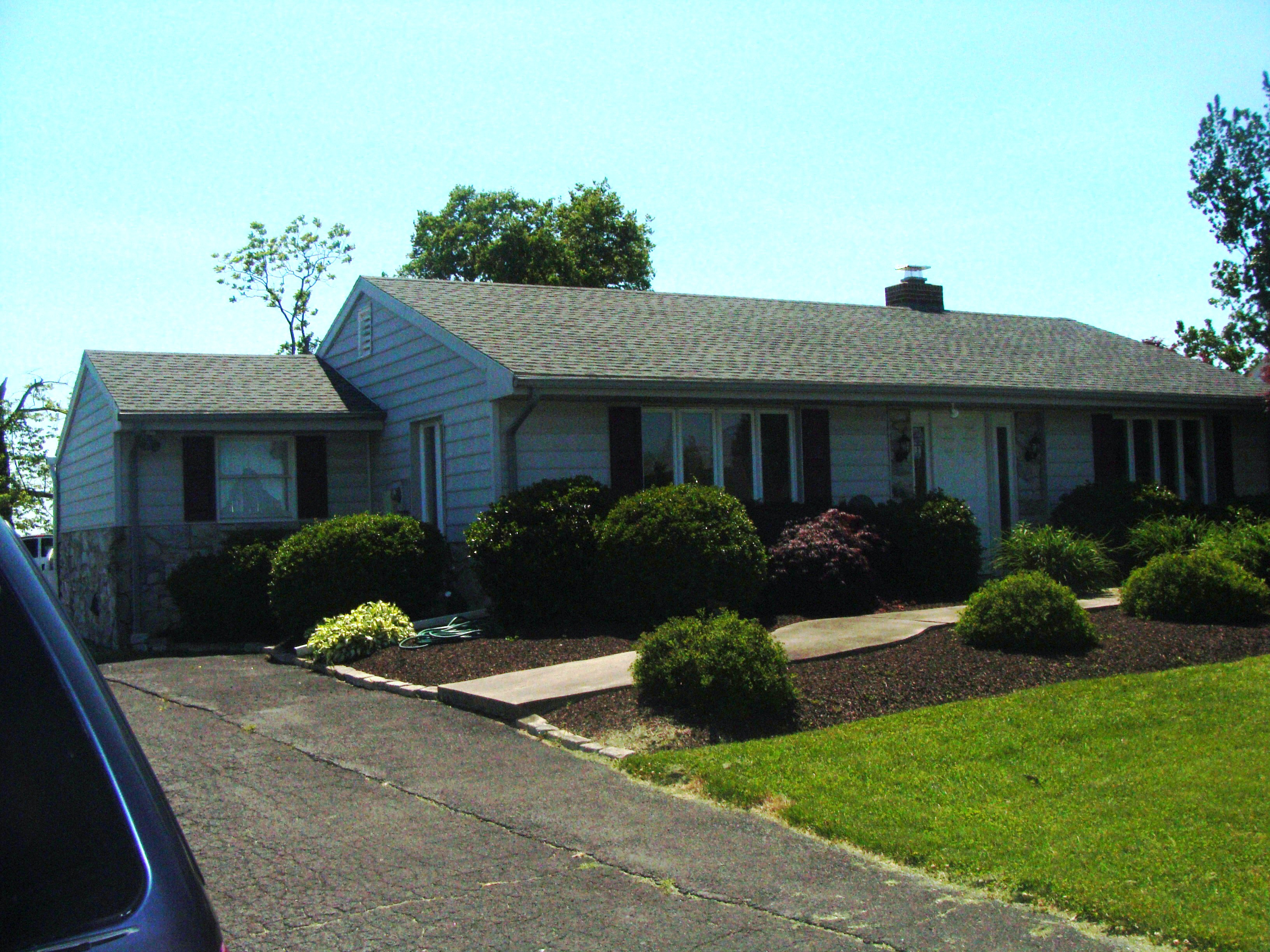 Colonial Roofing Photo