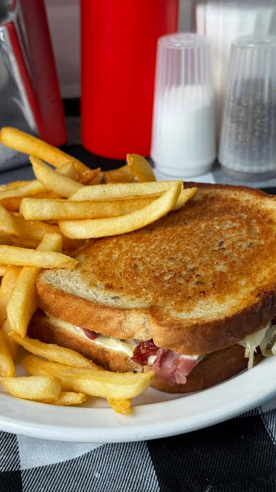 Grilled Reuben*