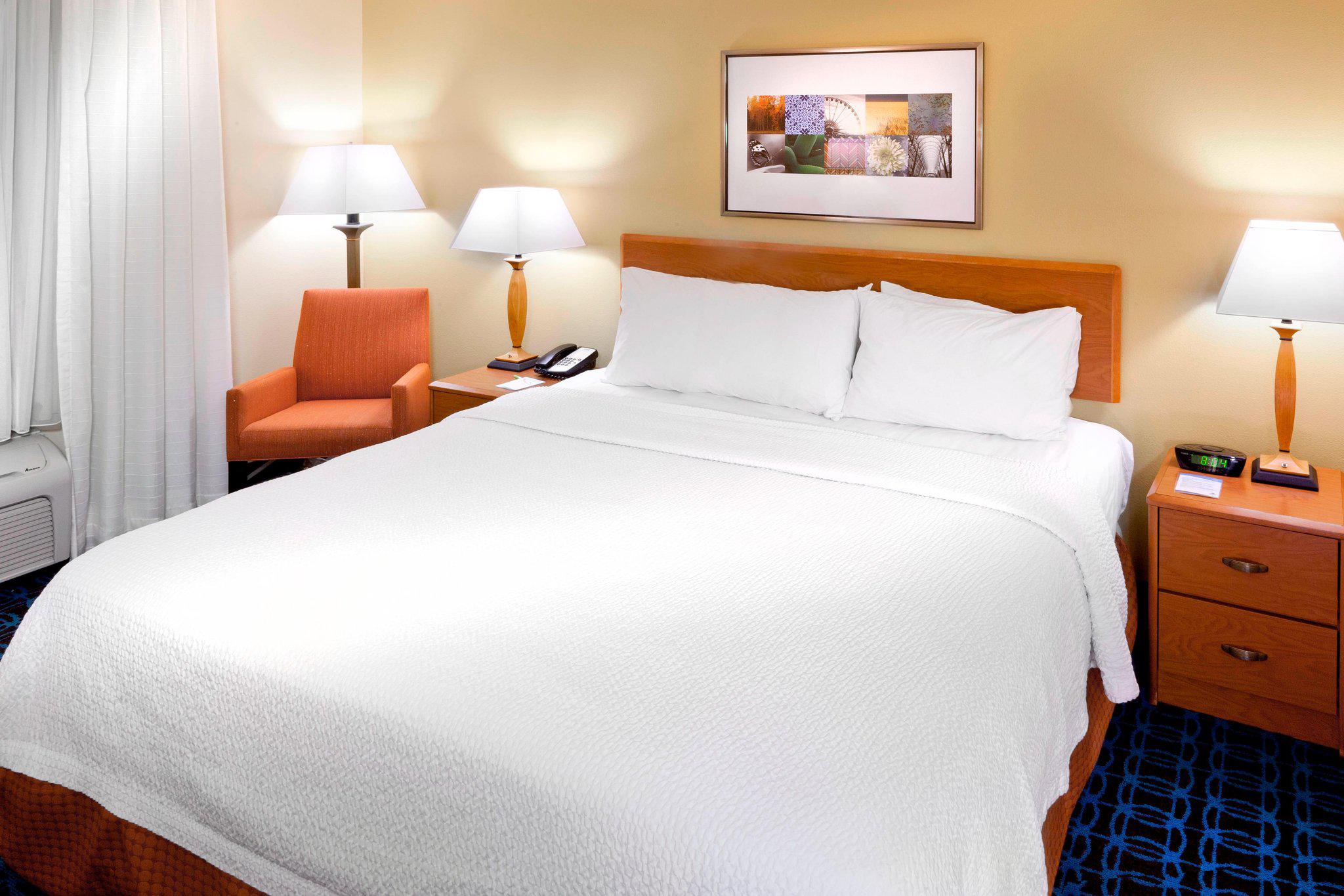 Fairfield Inn & Suites by Marriott San Bernardino Photo