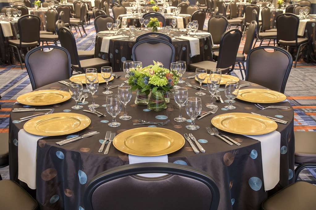 Hilton Atlanta Airport Image