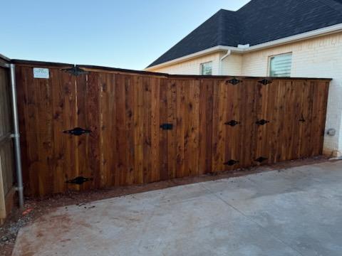 Top Rail Fence Oklahoma City Image