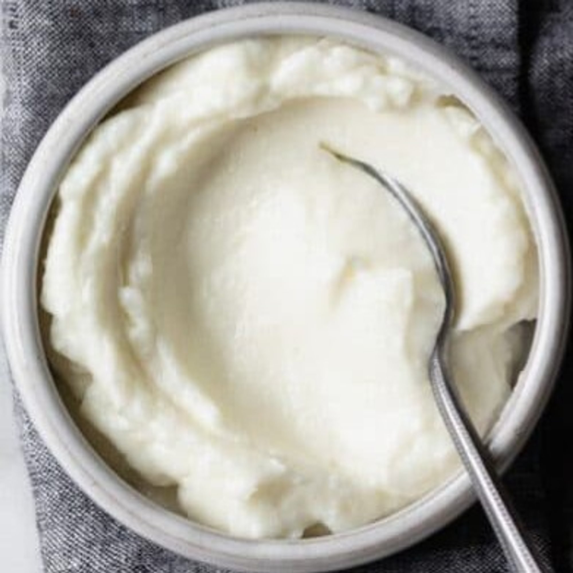 Garlic Sauce (8 oz)