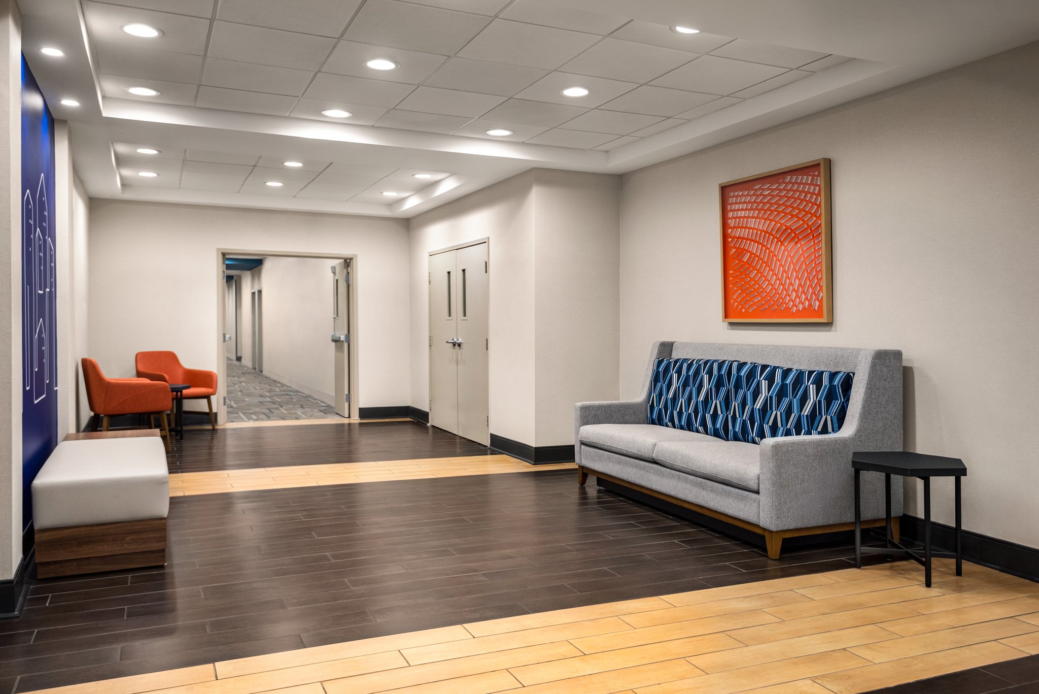 Holiday Inn Express & Suites McDonough by IHG Image