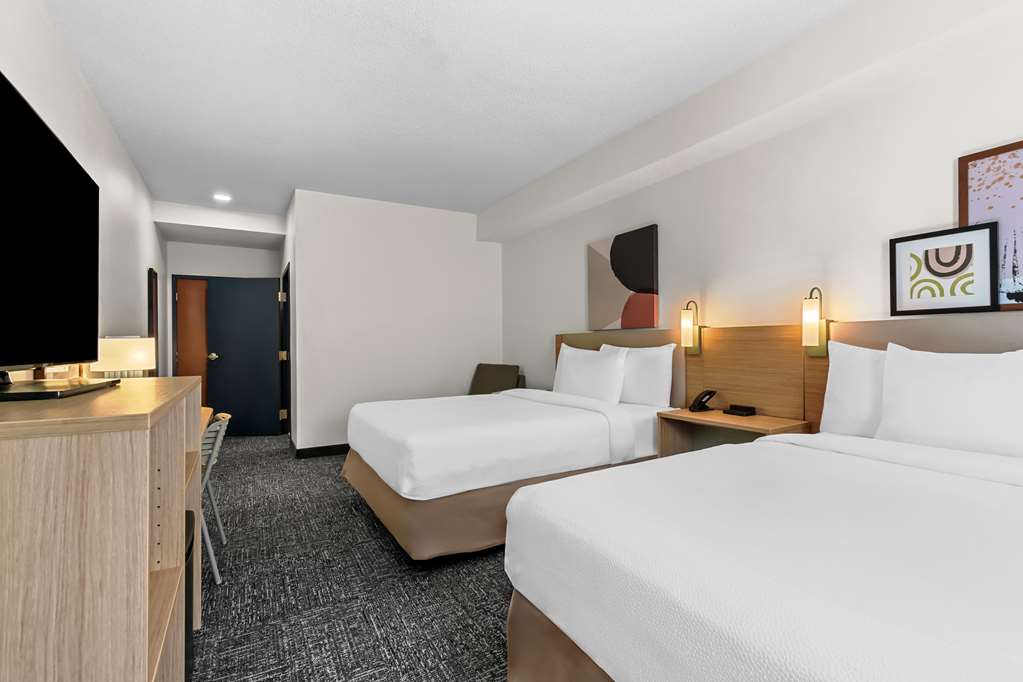 Spark by Hilton Hershey Near the Park Image