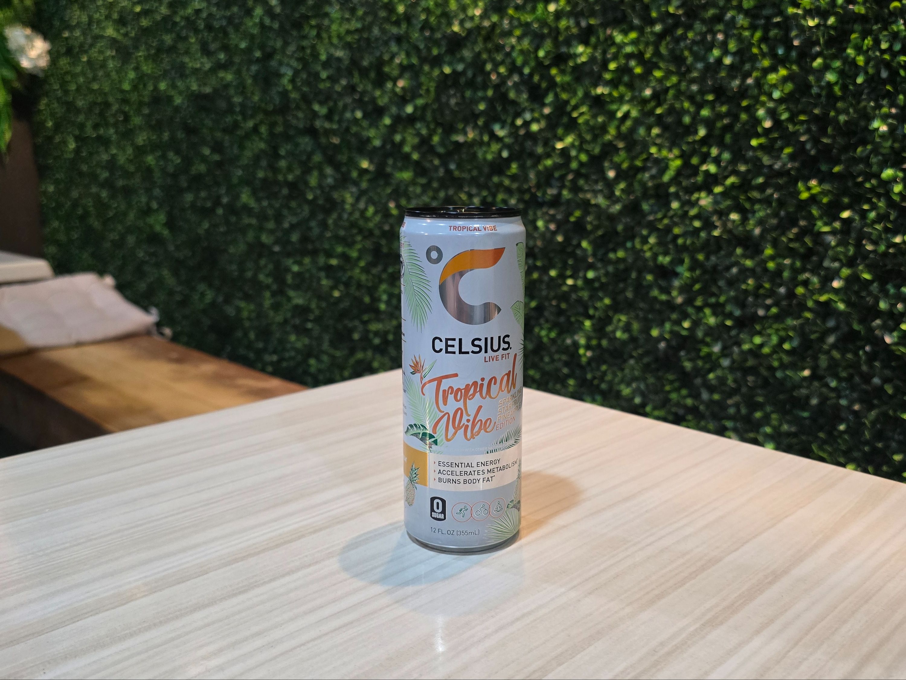 Celsius Tropical Vibe