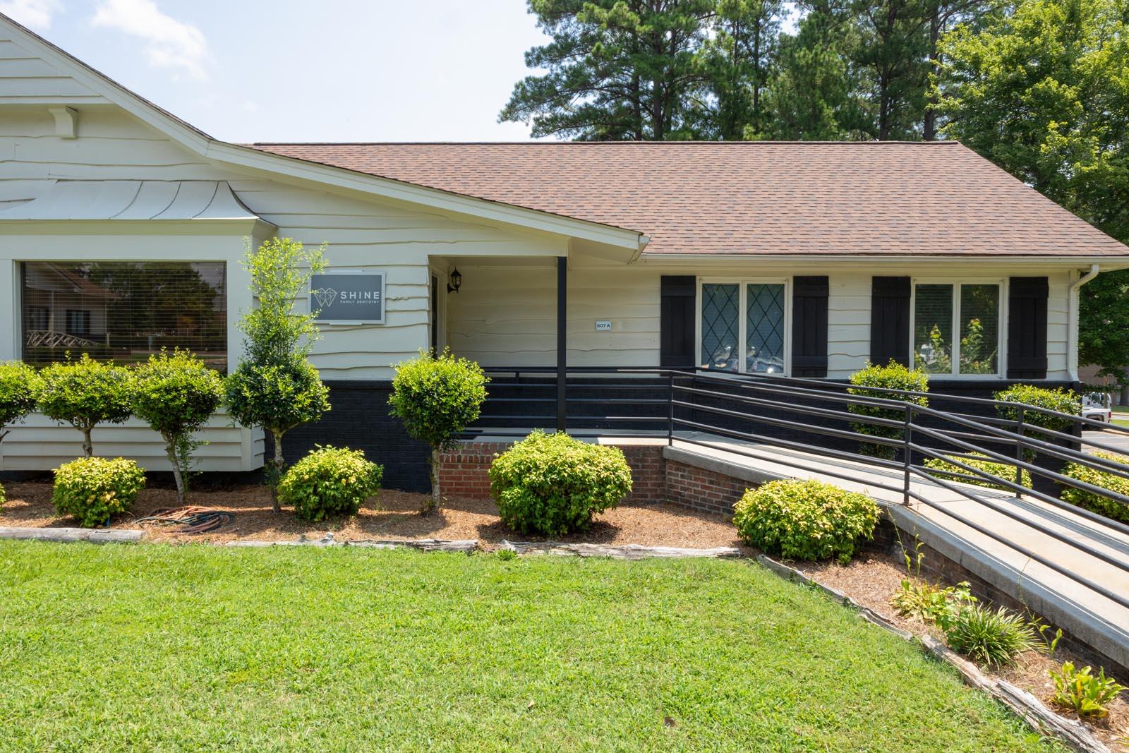 Shine Family Dentistry Image