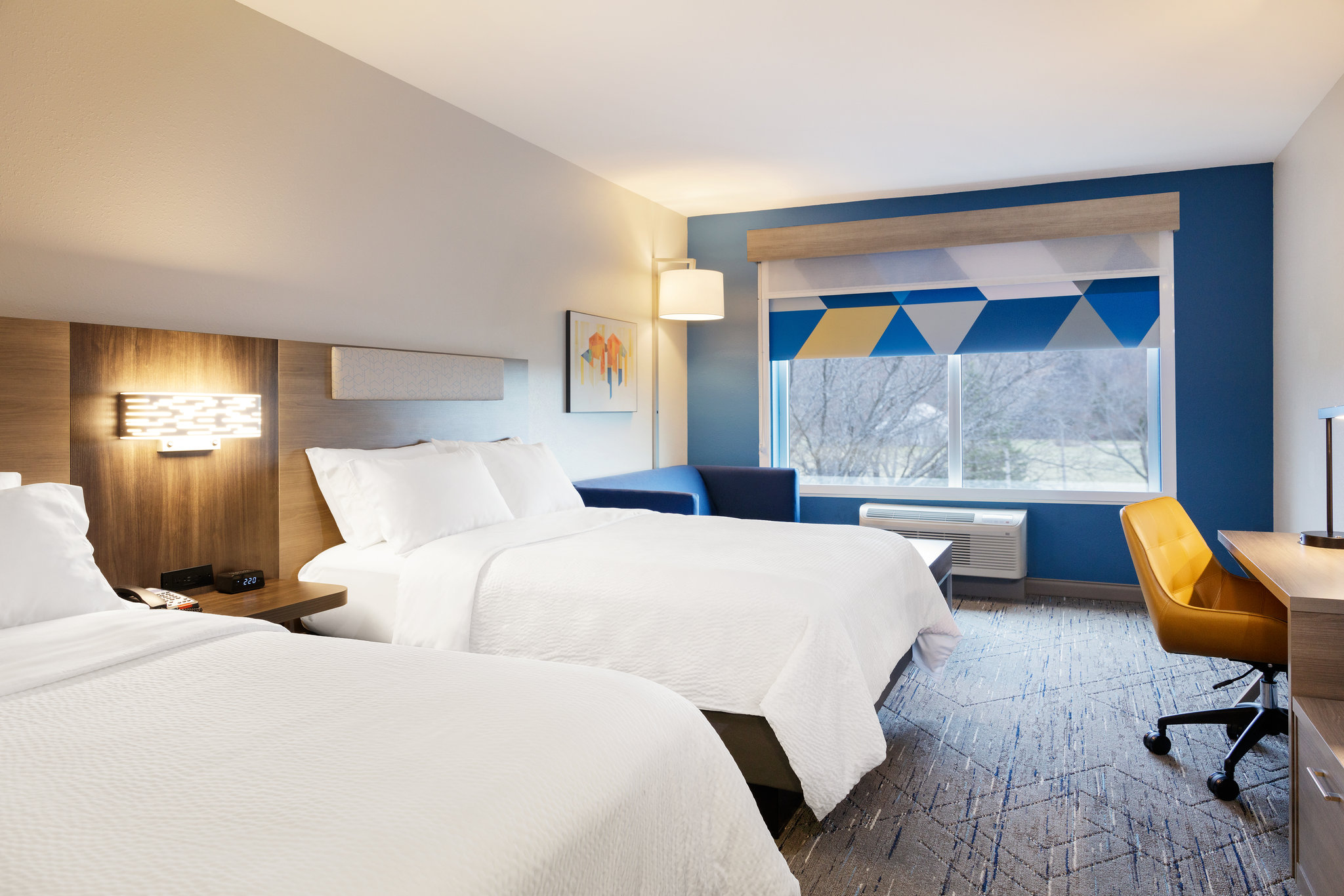 Holiday Inn Express & Suites Brady by IHG Image