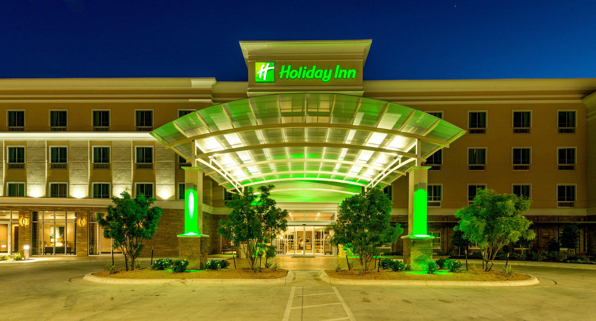 Holiday Inn Austin Airport Photo