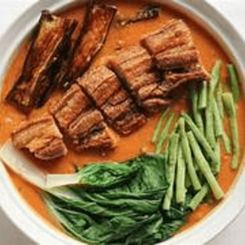 F43. Crispy Kare Kare (Pork)